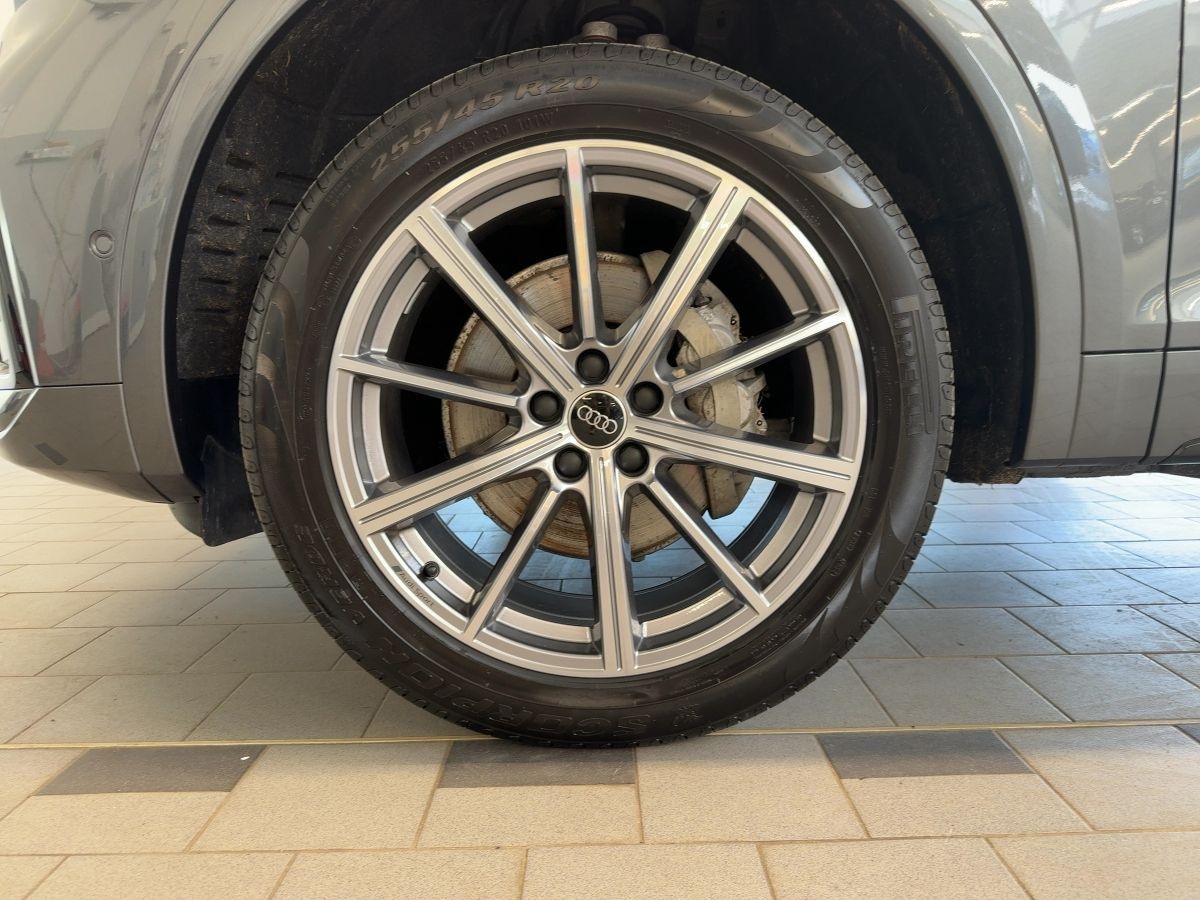 Audi Q5 S line 40 TDi quattro virtual AHK