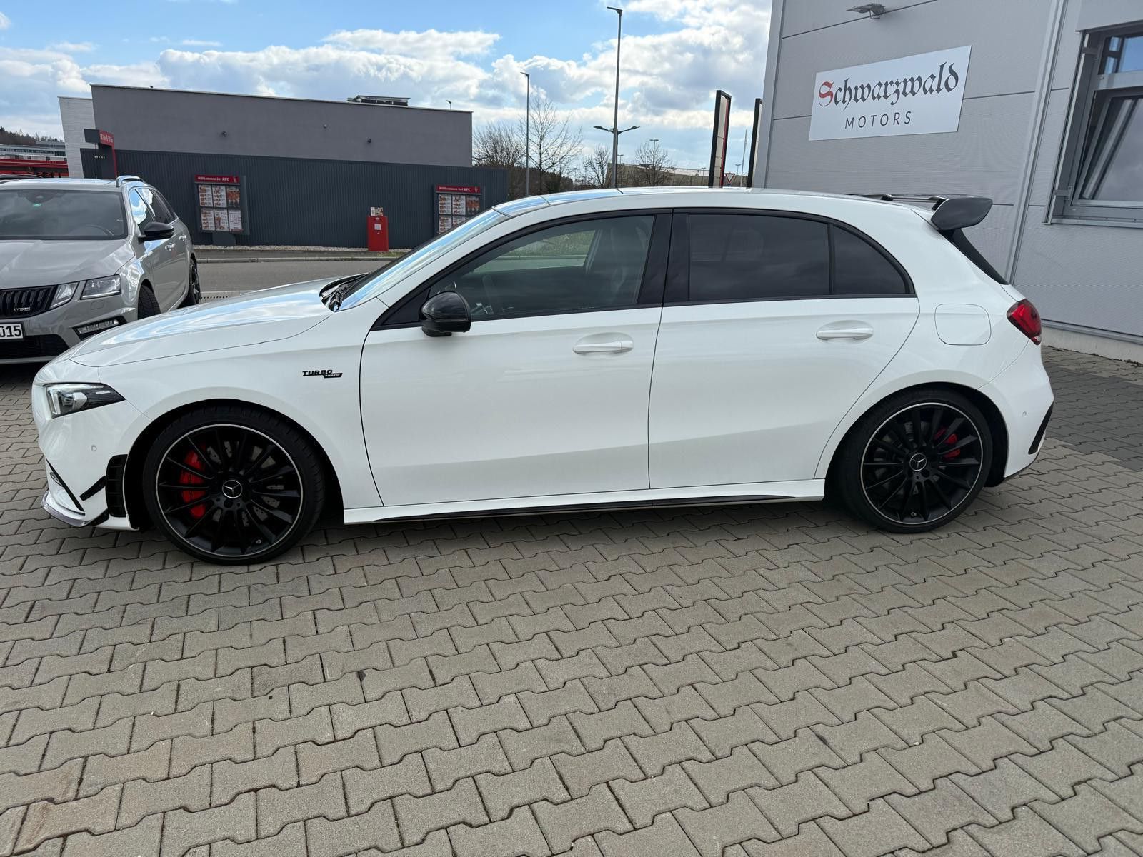 Mercedes-Benz A 35 AMG 4Matic - Samsaru's Car Outlet