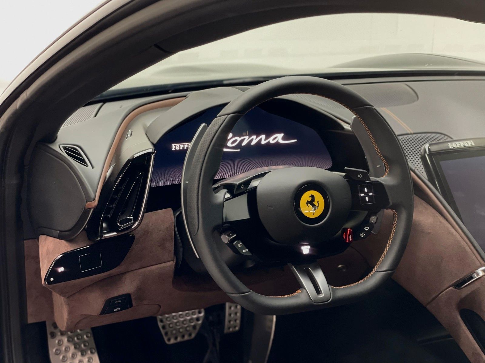 Ferrari Roma - Samsaru's Car Outlet