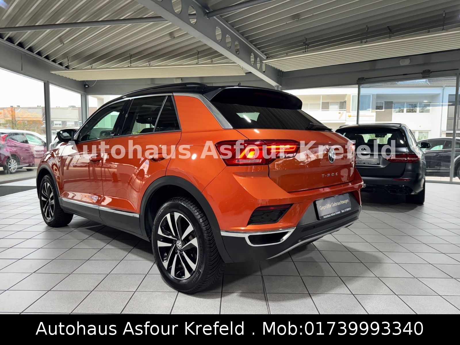 Volkswagen T-Roc United - Samsaru's Car Outlet