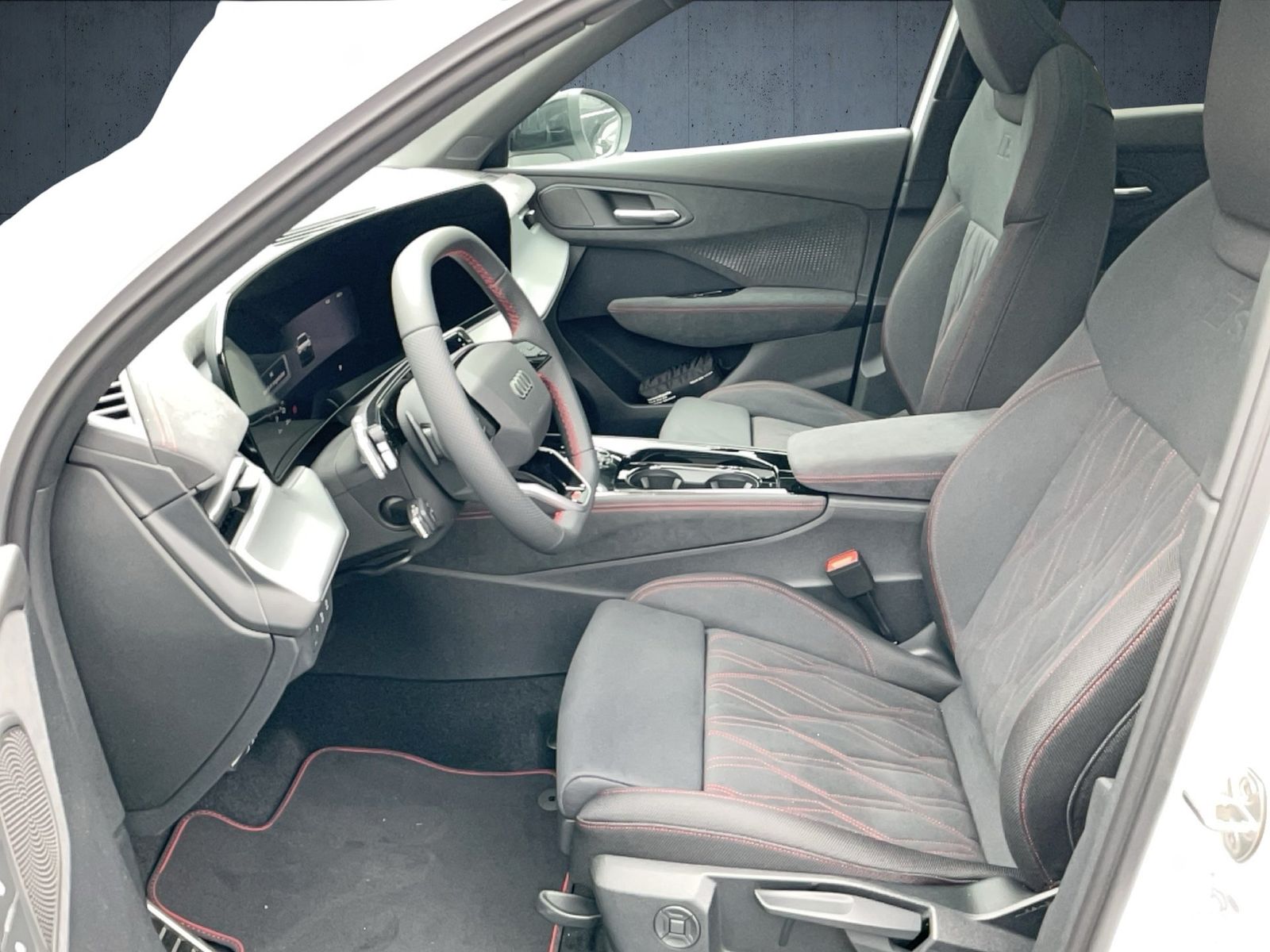 Audi Q3 SUV e-hybrid S tr. S line AHK PANO LED ACC Ca