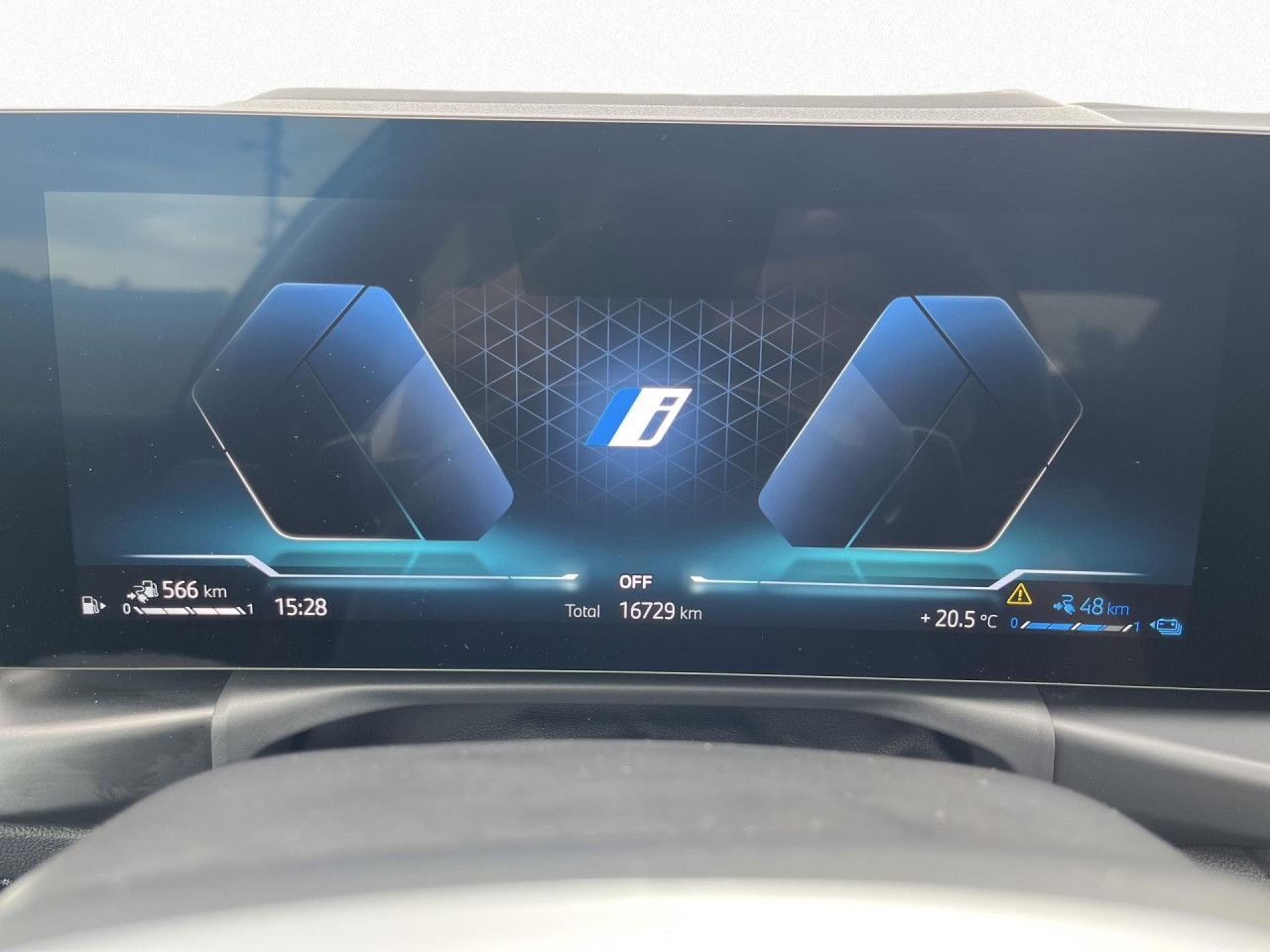 BMW 330e xDrive Lim M Sport HUD,360°,DA,ACC,Memory