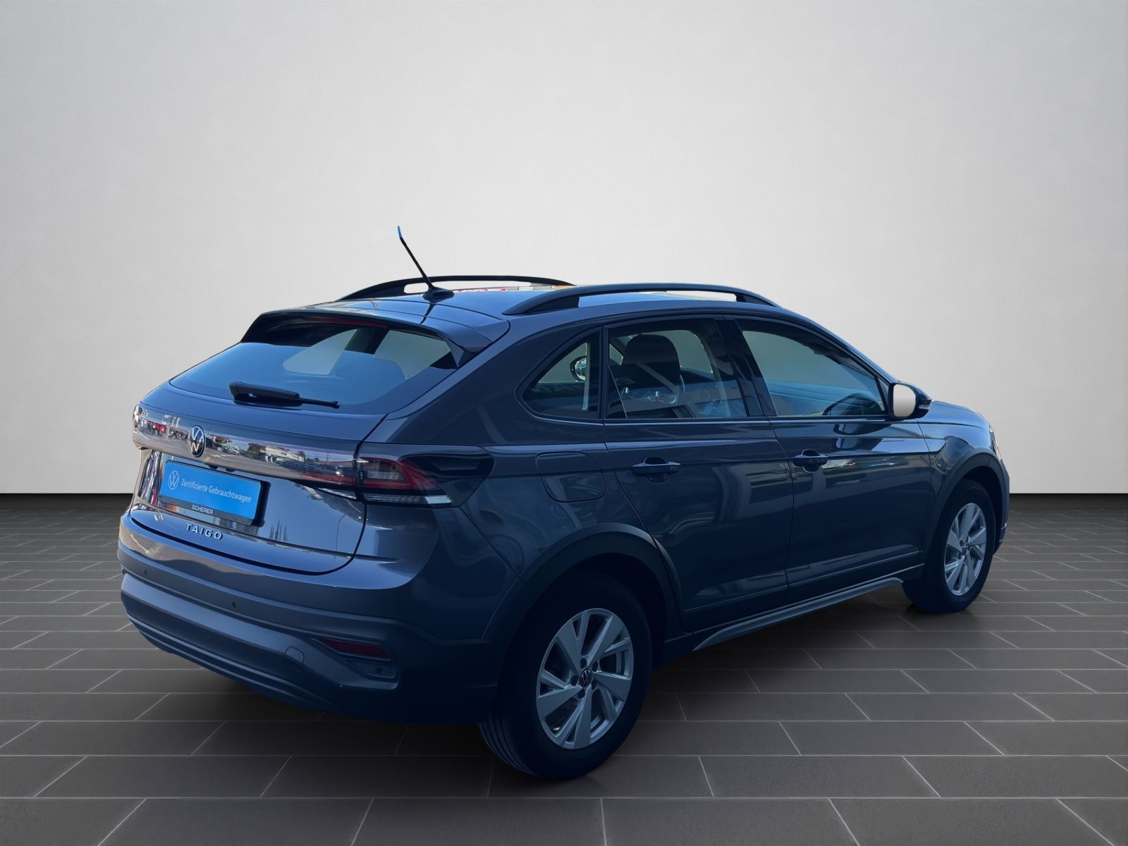 Volkswagen Taigo 1.0 TSI Life - Samsaru's Car Outlet