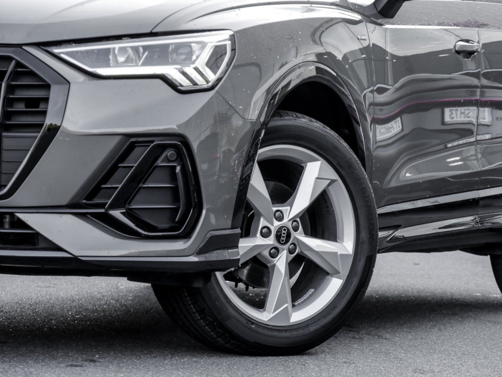 Audi Q3 35 S LINE BLACKPAK AHK CAM ACC ALU19 eKLAPPE