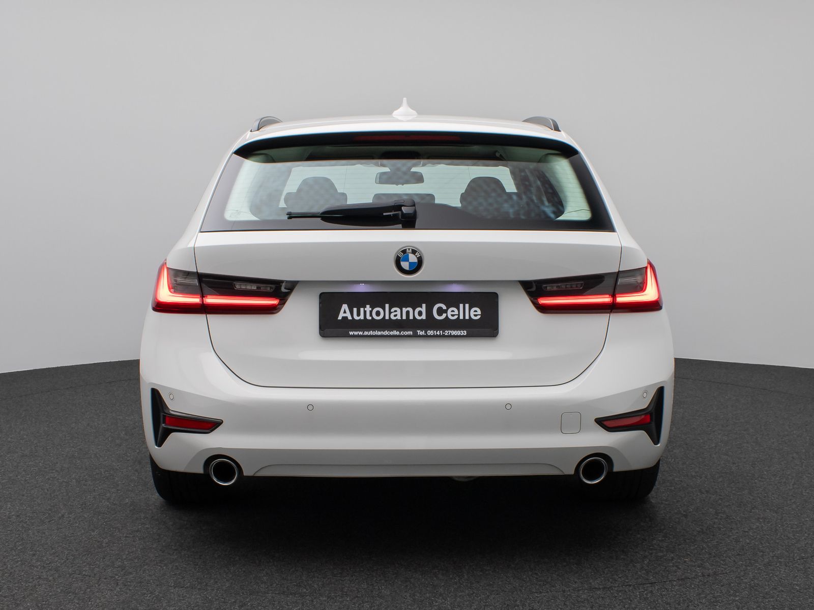 BMW 320d - Samsaru's Car Outlet