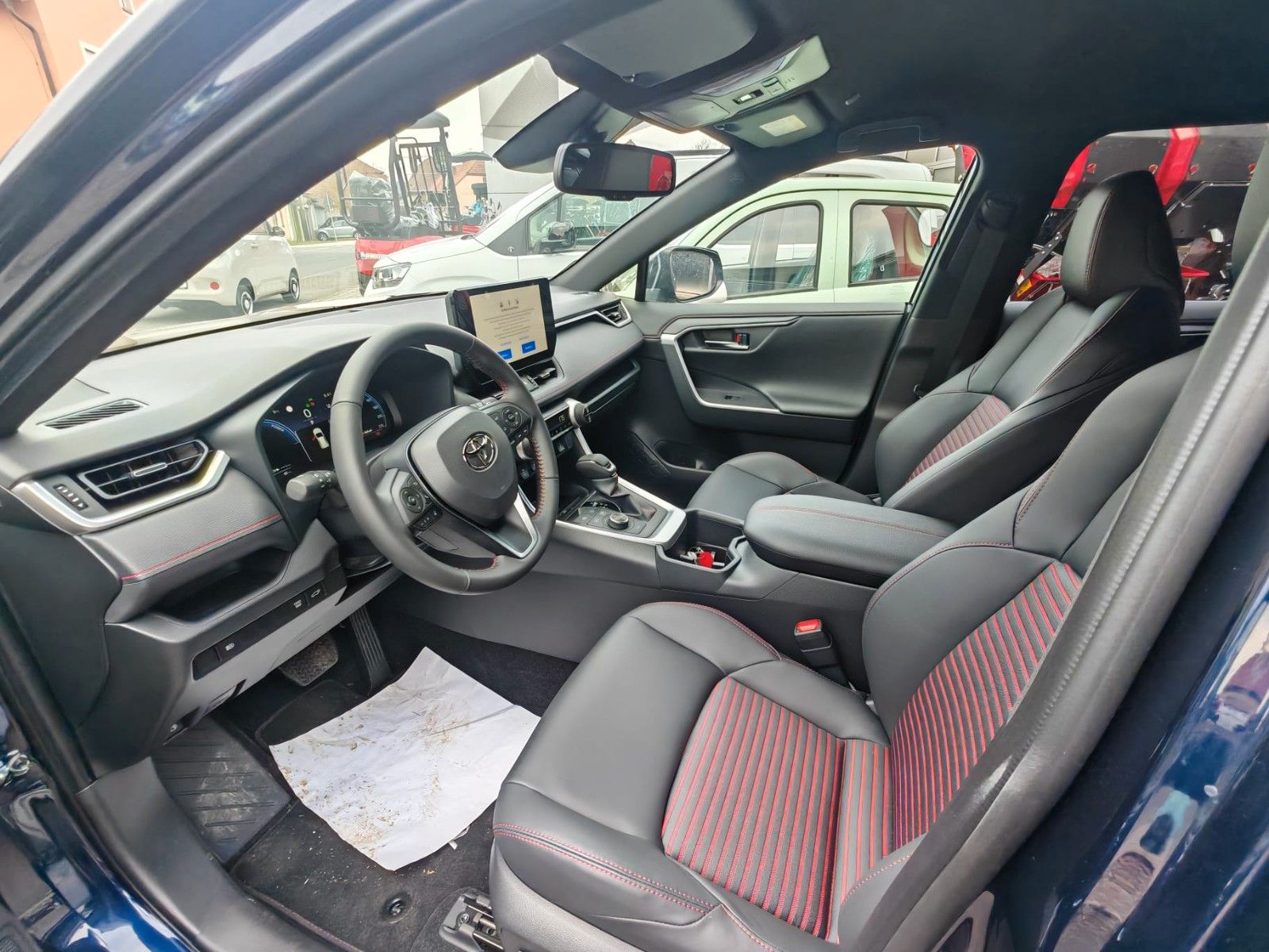 Toyota RAV 4 Plug-in Hybrid 4x4 Teamplayer Neu