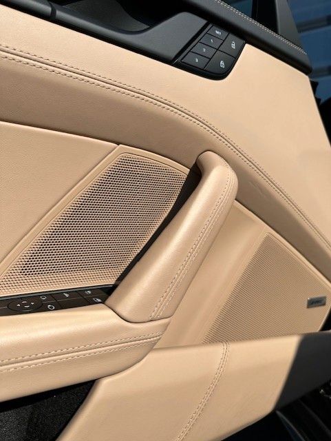 Porsche 992 911 Carrera GTS Cabrio - Samsaru's Car Outlet