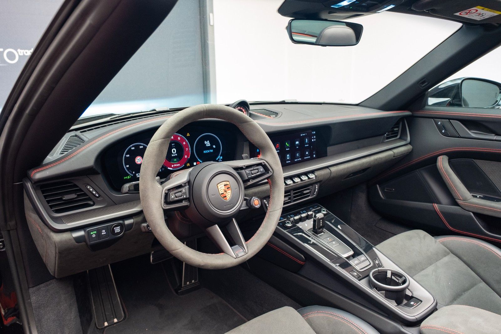 Porsche 911 Targa 4 GTS T-Hybrid