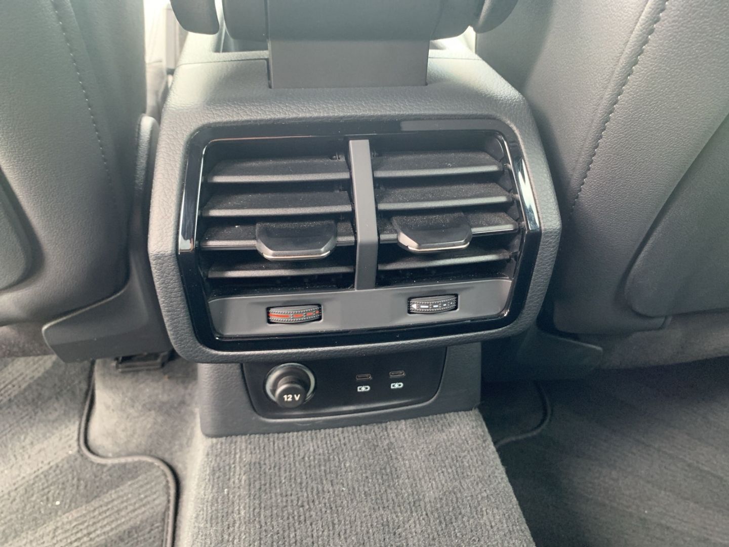 Audi Q3 45 TFSI quattro advanced - Samsaru's Car Outlet