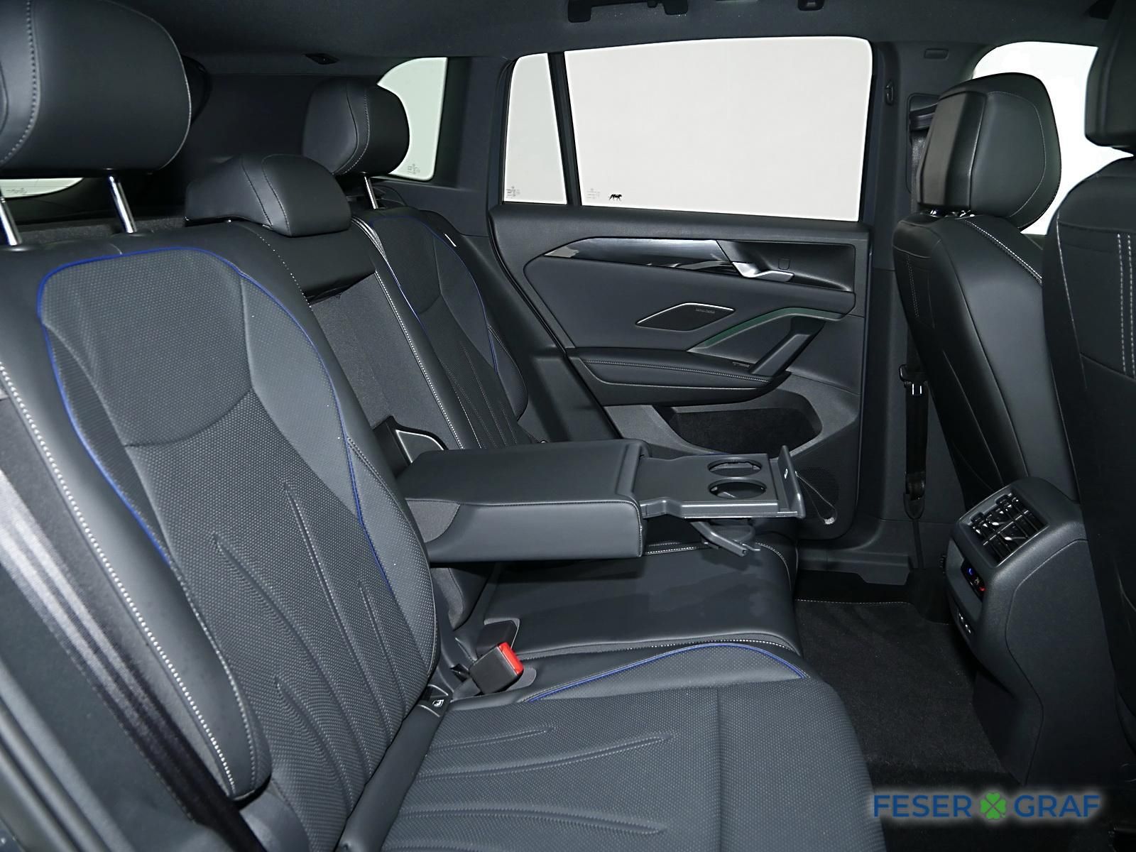 Volkswagen Tiguan 2.0TDI R-Line 4x4 DSG BlackStyle AHK Lede