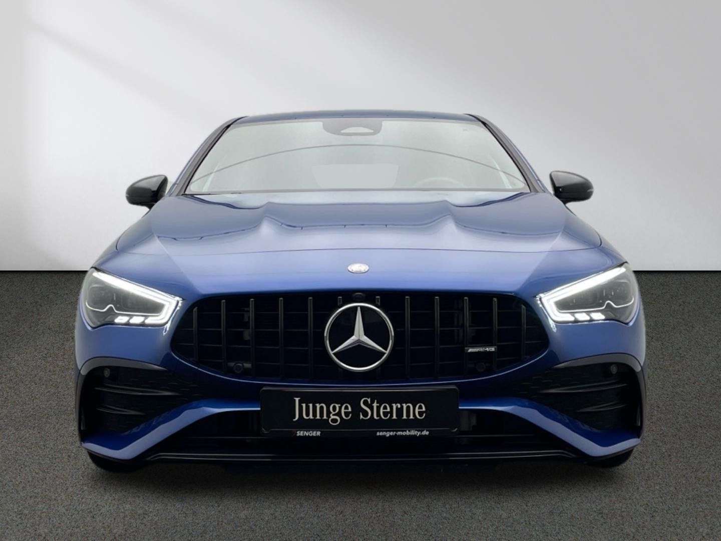 Mercedes-Benz CLA 35 AMG 4M - Samsaru's Car Outlet