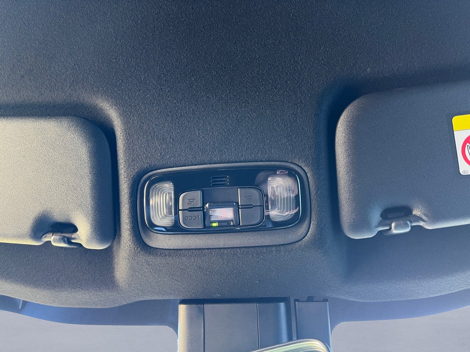 Toyota Yaris Cross Hybrid ACC+Navi+Kamera+Winterpak