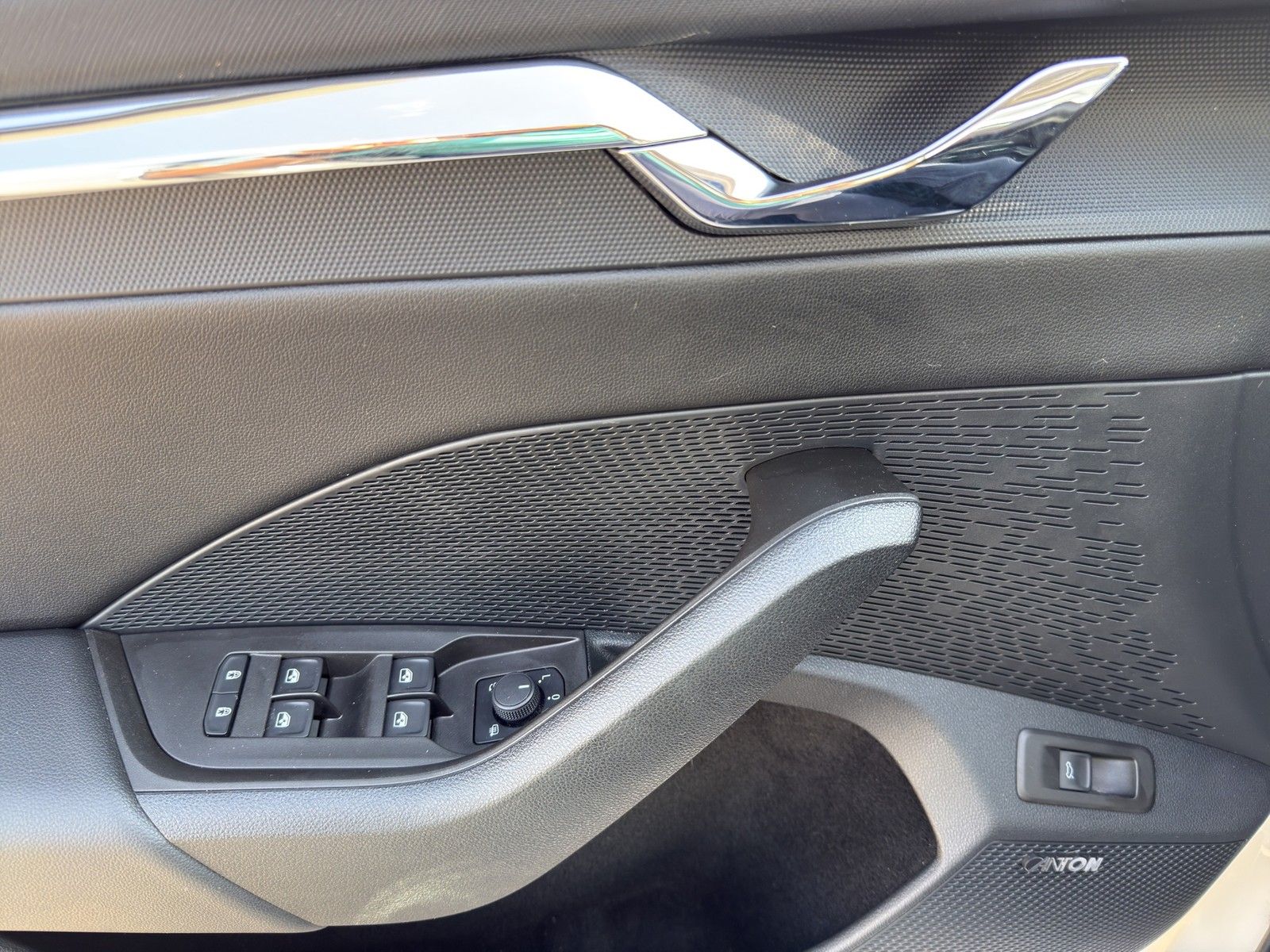 Skoda Octavia Combi 1.5TSI First Edition - Samsaru's Car Outlet