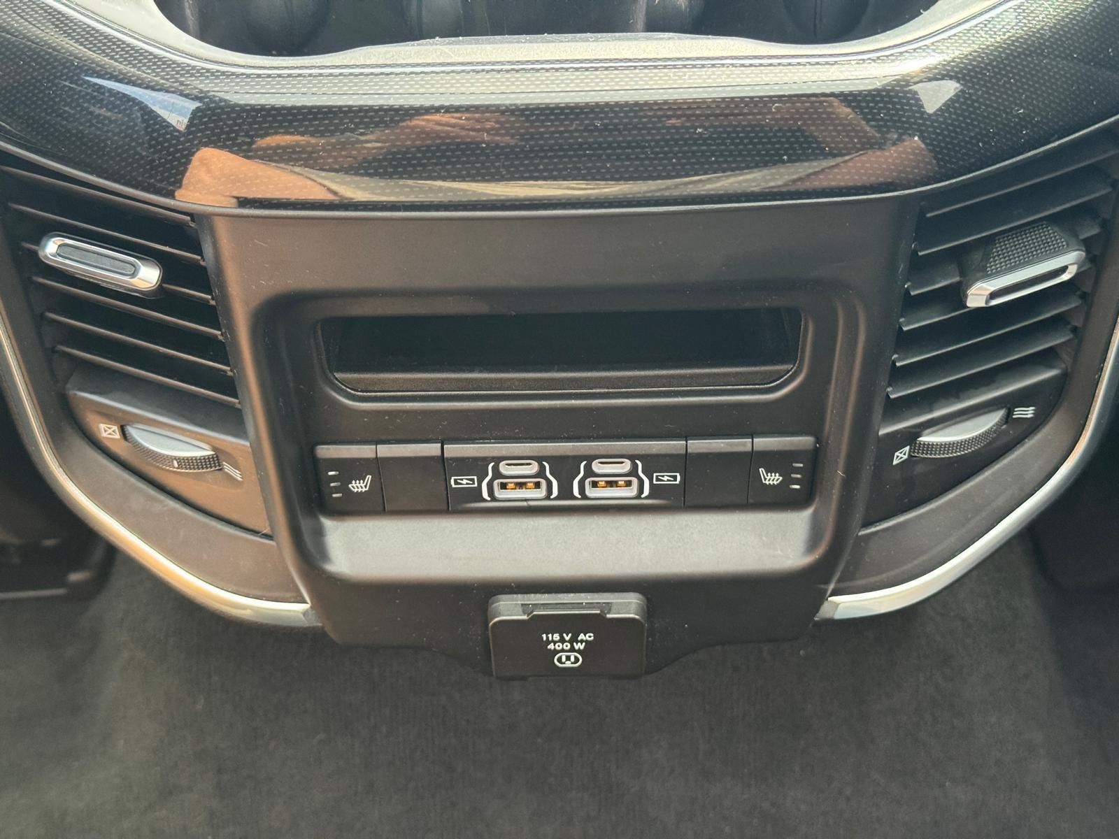 Dodge RAM 5.7 V8 Laramie Night Umbau +LPG +teilb. Heck