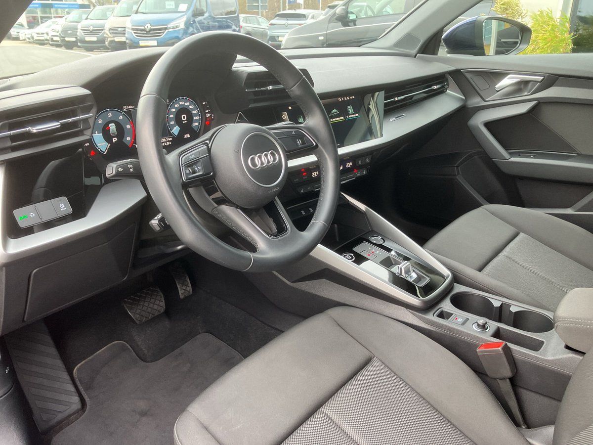 Audi A3 SPORTBACK 30 TDI S-TRONIC LED+ACC+SHZ+PDC+APP