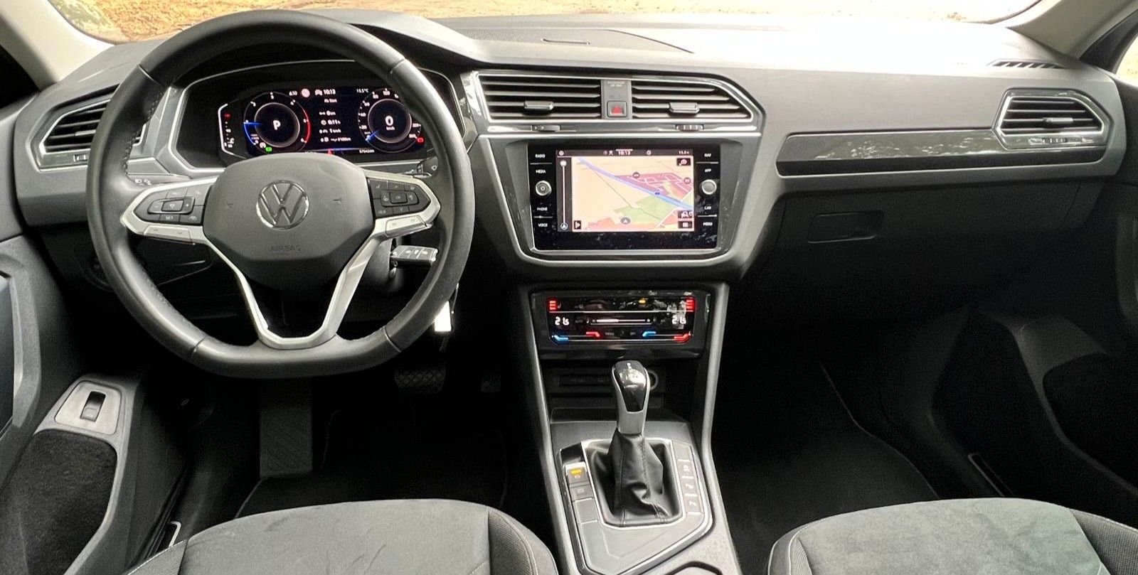 Volkswagen Tiguan Elegance - Samsaru's Car Outlet