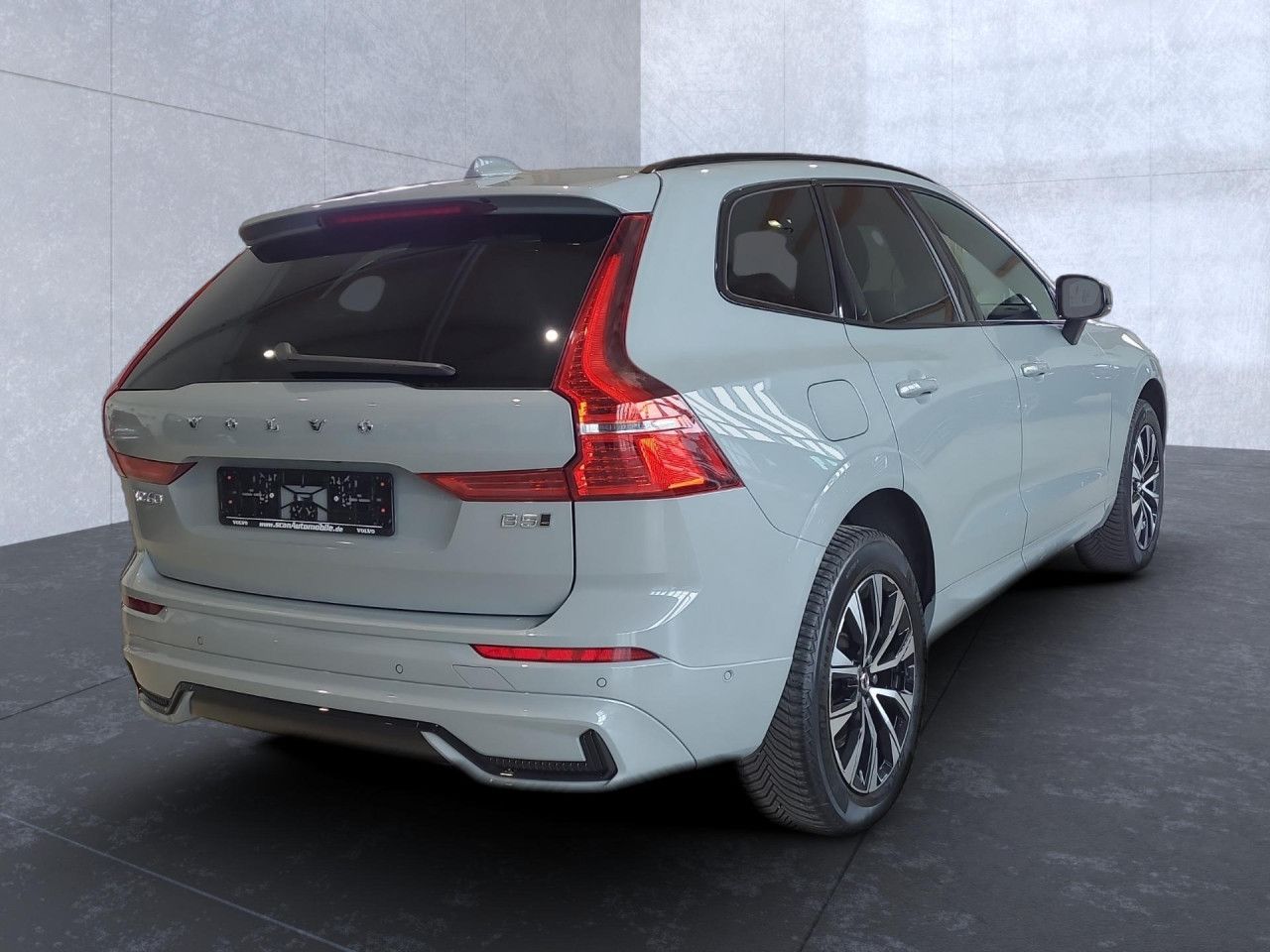 Volvo XC 60 Plus Dark AWD Bluetooth LED Klima