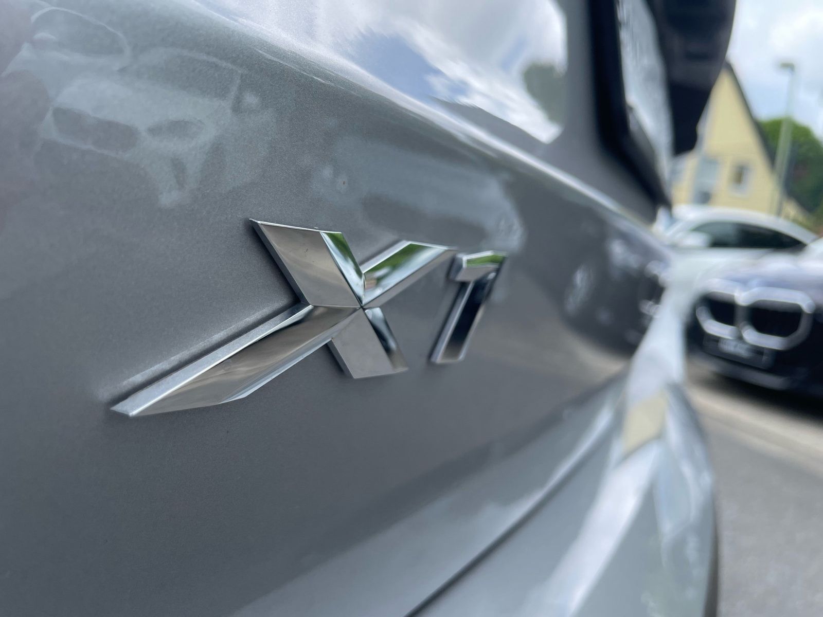 BMW X1 xDrive20d M Sport || AHK 360 ACC H&K Massage