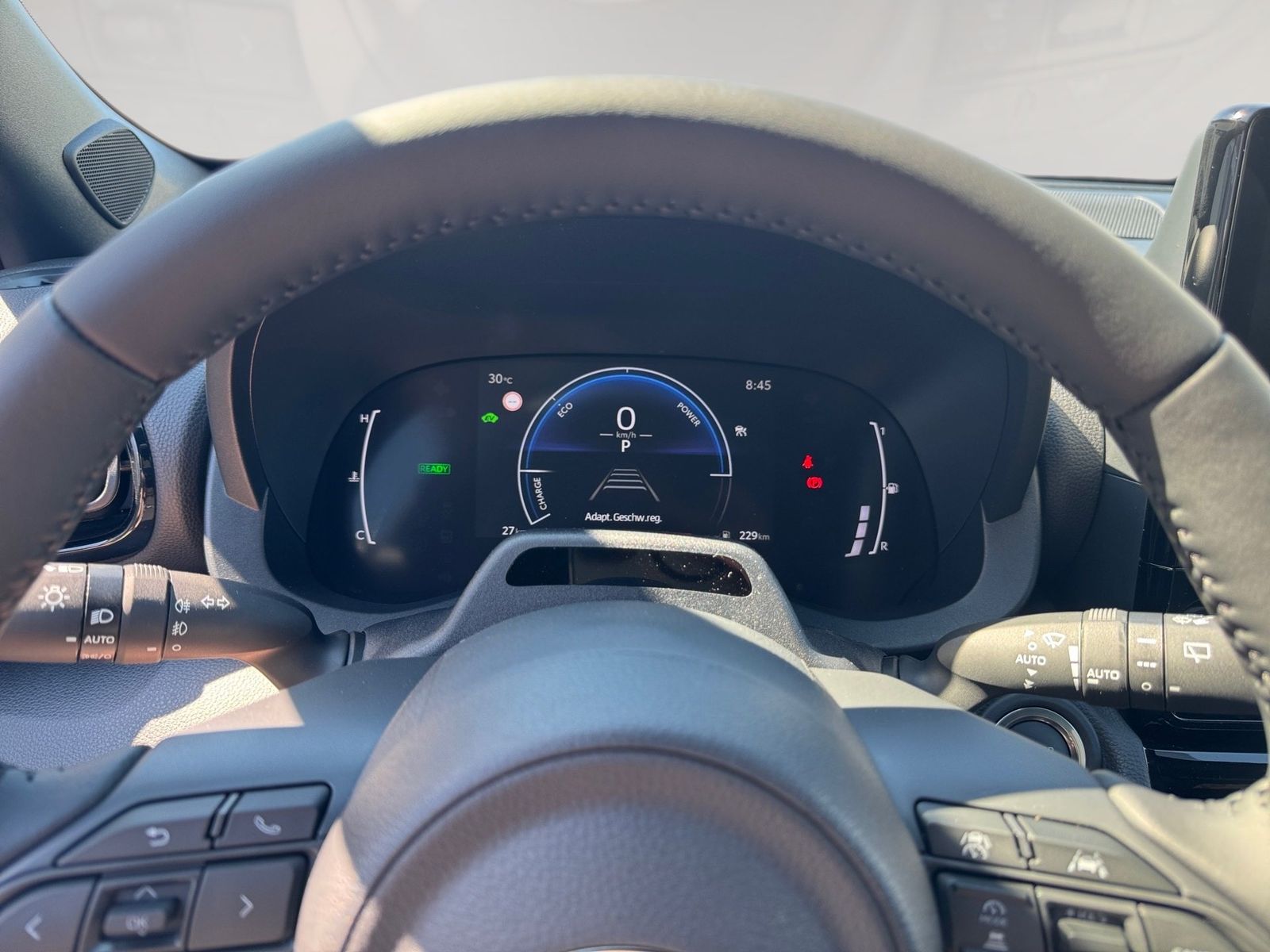 Toyota Yaris Cross 1.5 Teamplayer Winter+Safety AUT