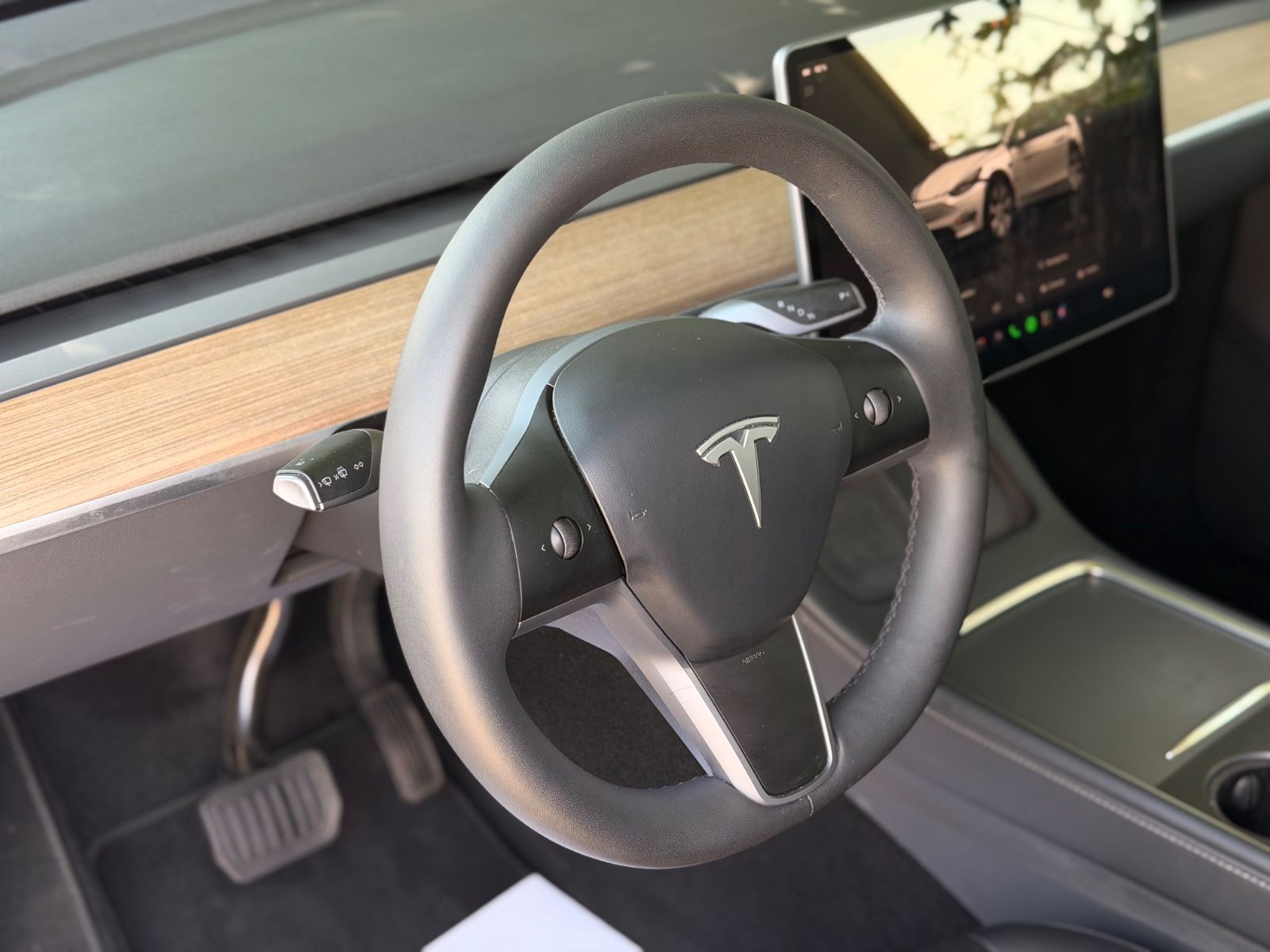 Tesla Model Y Standard Range RWD