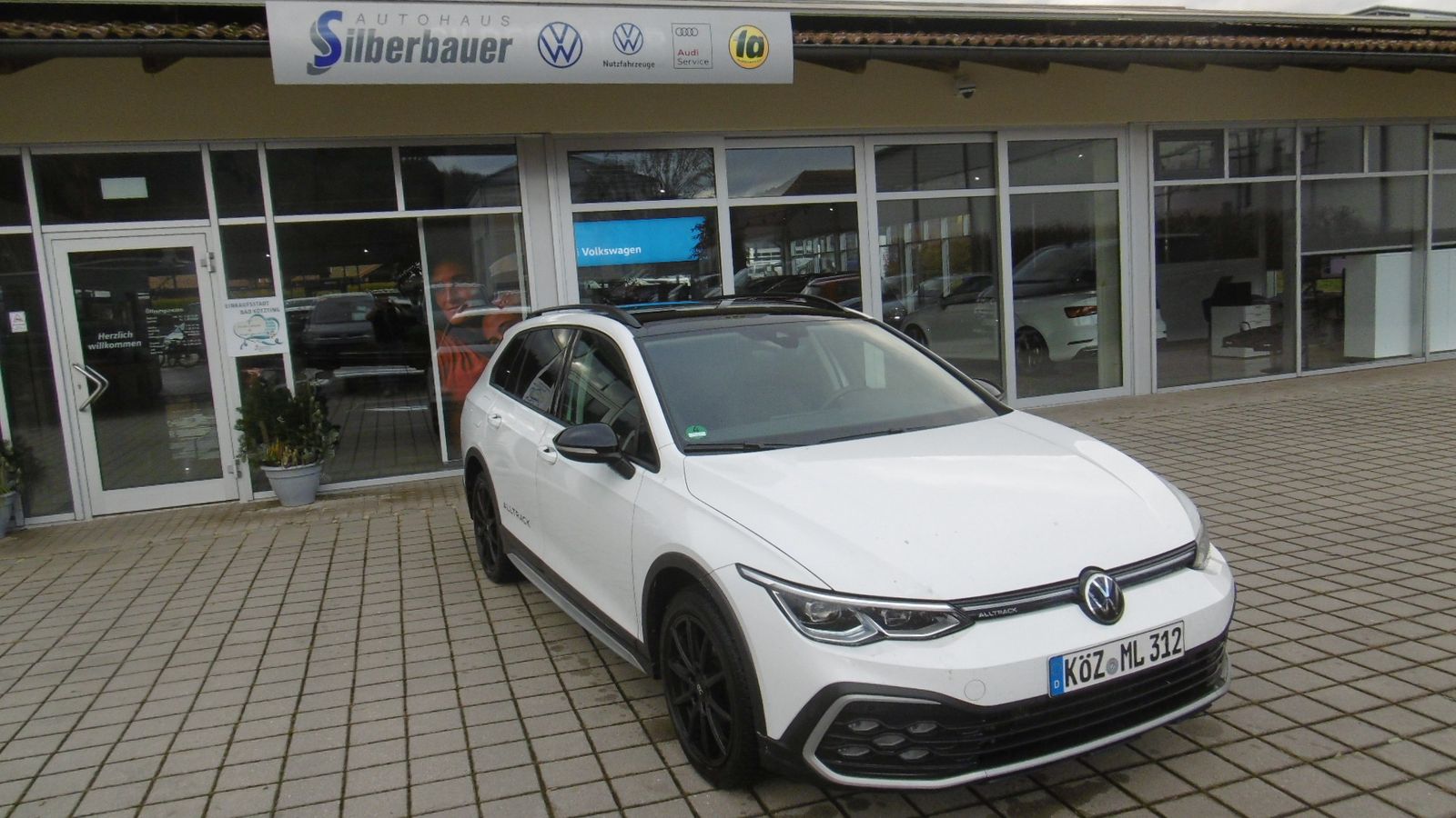 Volkswagen Golf Variant Alltrack 2.0 TDI 4motion Alltrack - Samsaru's Car Outlet