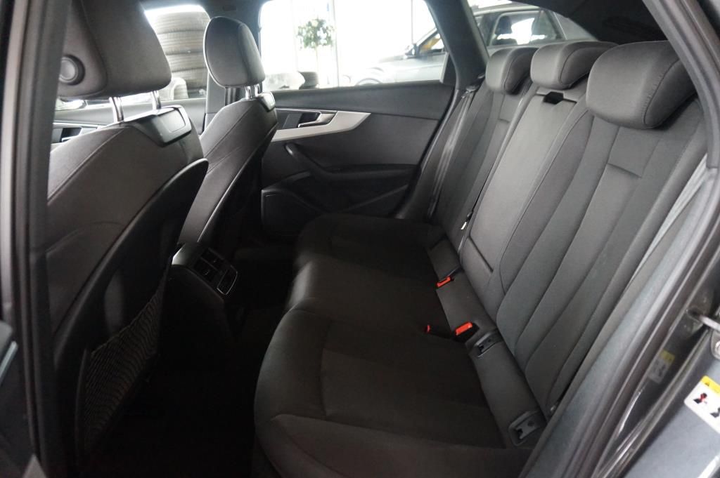 Audi A4 40 TFSI S-LINE S-TRONIC Black - Samsaru's Car Outlet