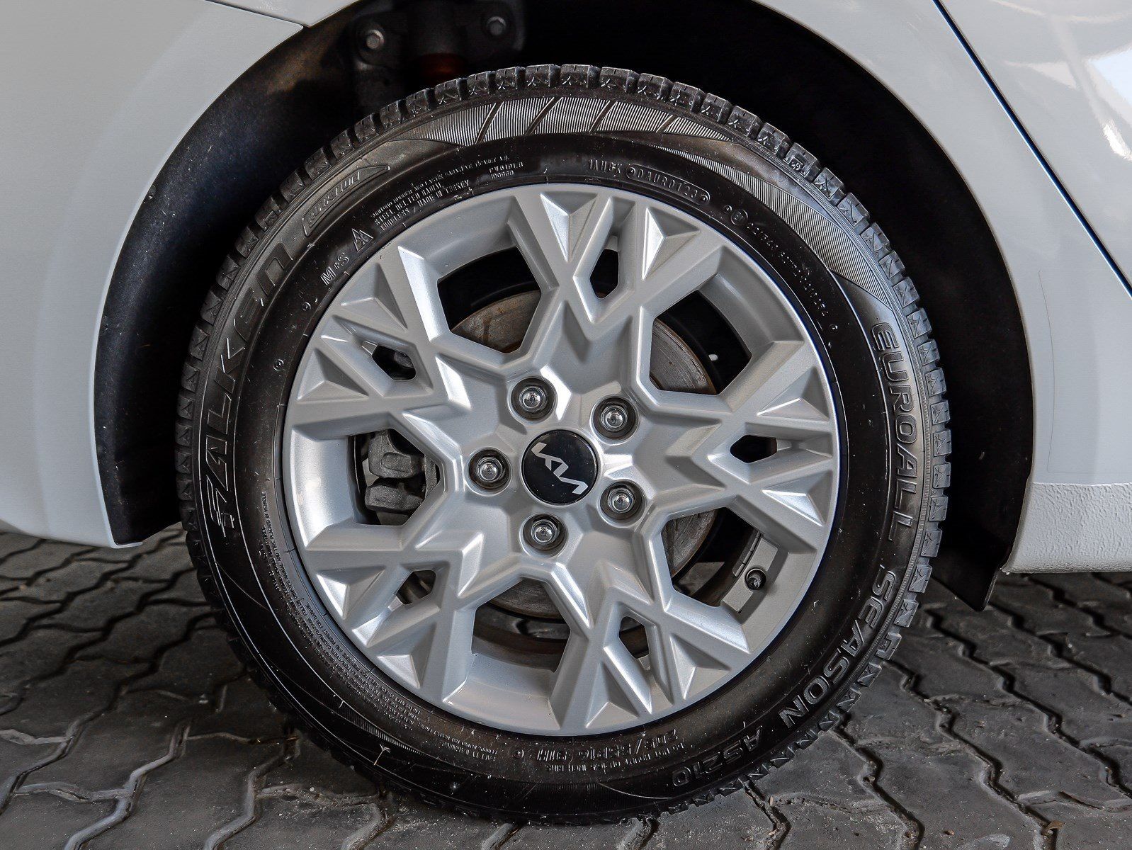 Kia Ceed Sportswagon Vision - Samsaru's Car Outlet