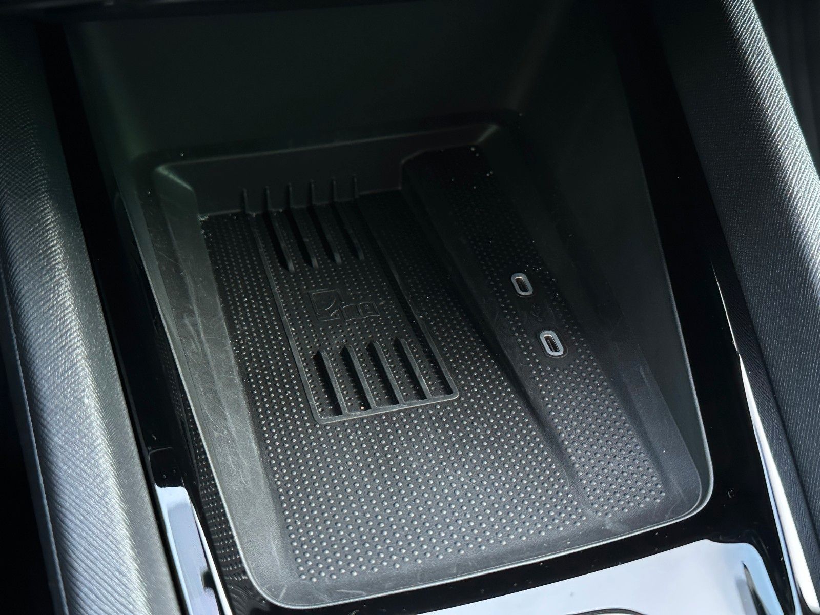 Skoda 2.0TSi 4x4 Sportline NAVI KAMERA eHK LM18"AHK