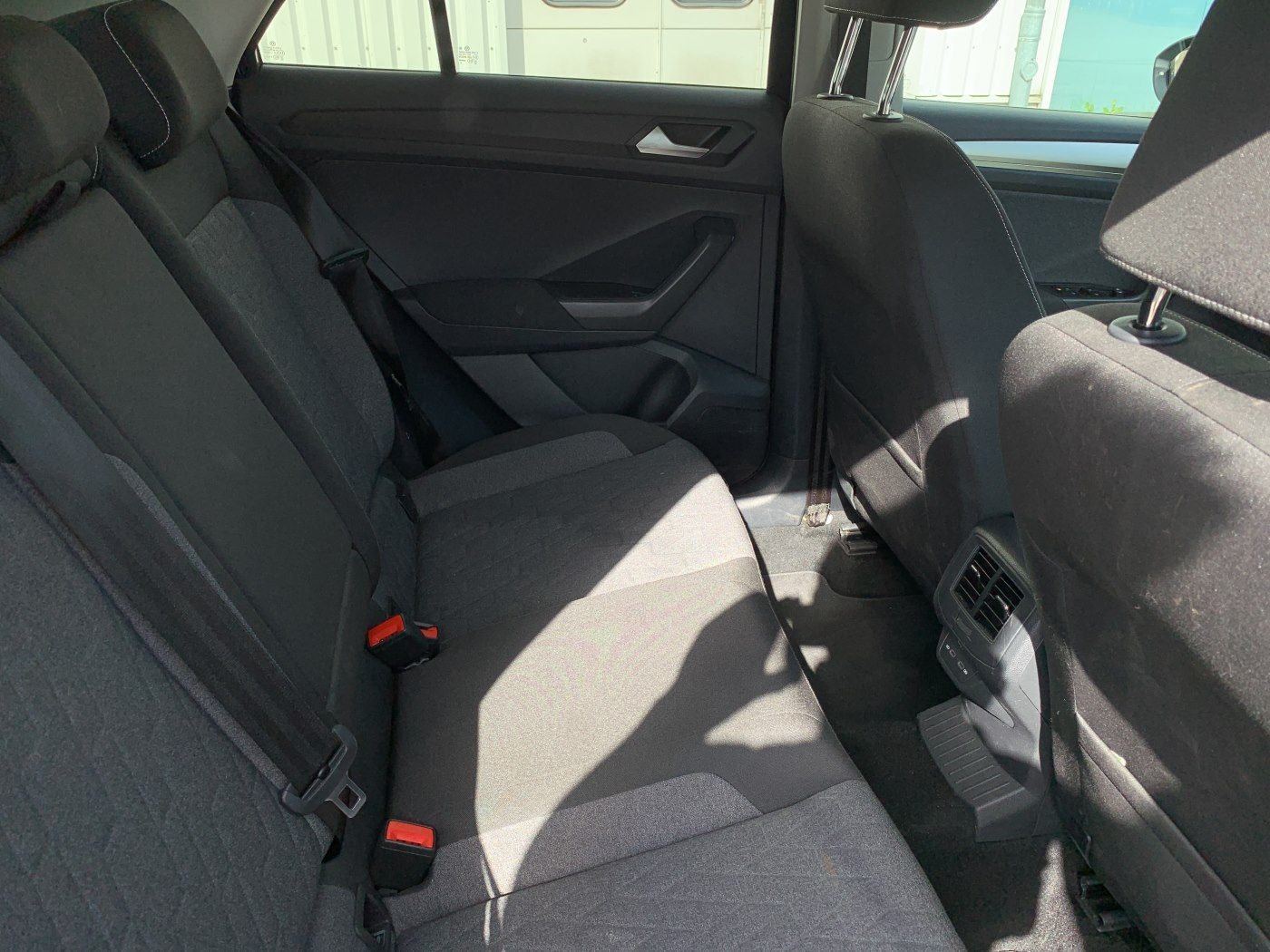 Volkswagen T-Roc Move - Samsaru's Car Outlet