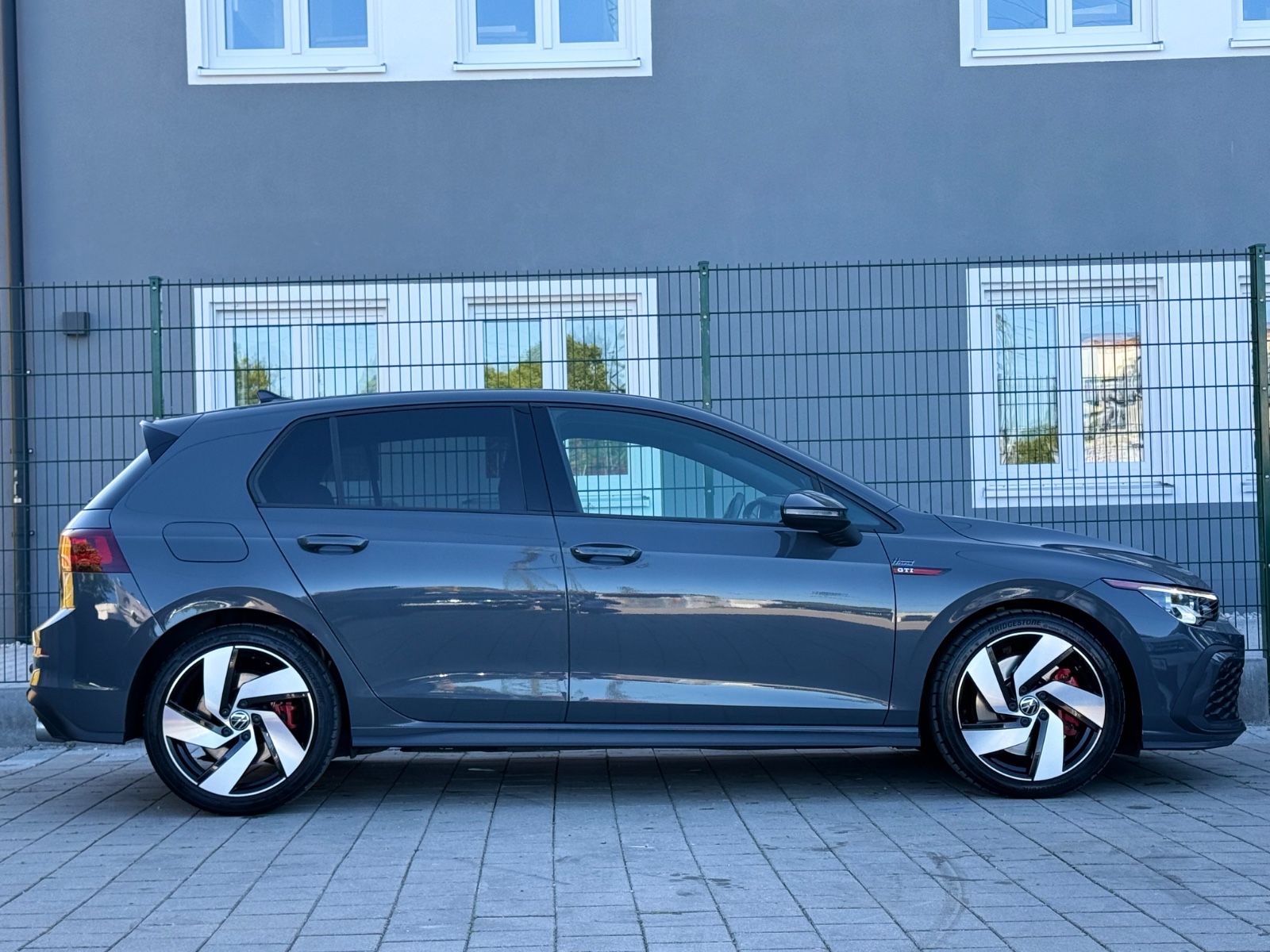 Volkswagen Golf VIII Lim. GTI - Samsaru's Car Outlet