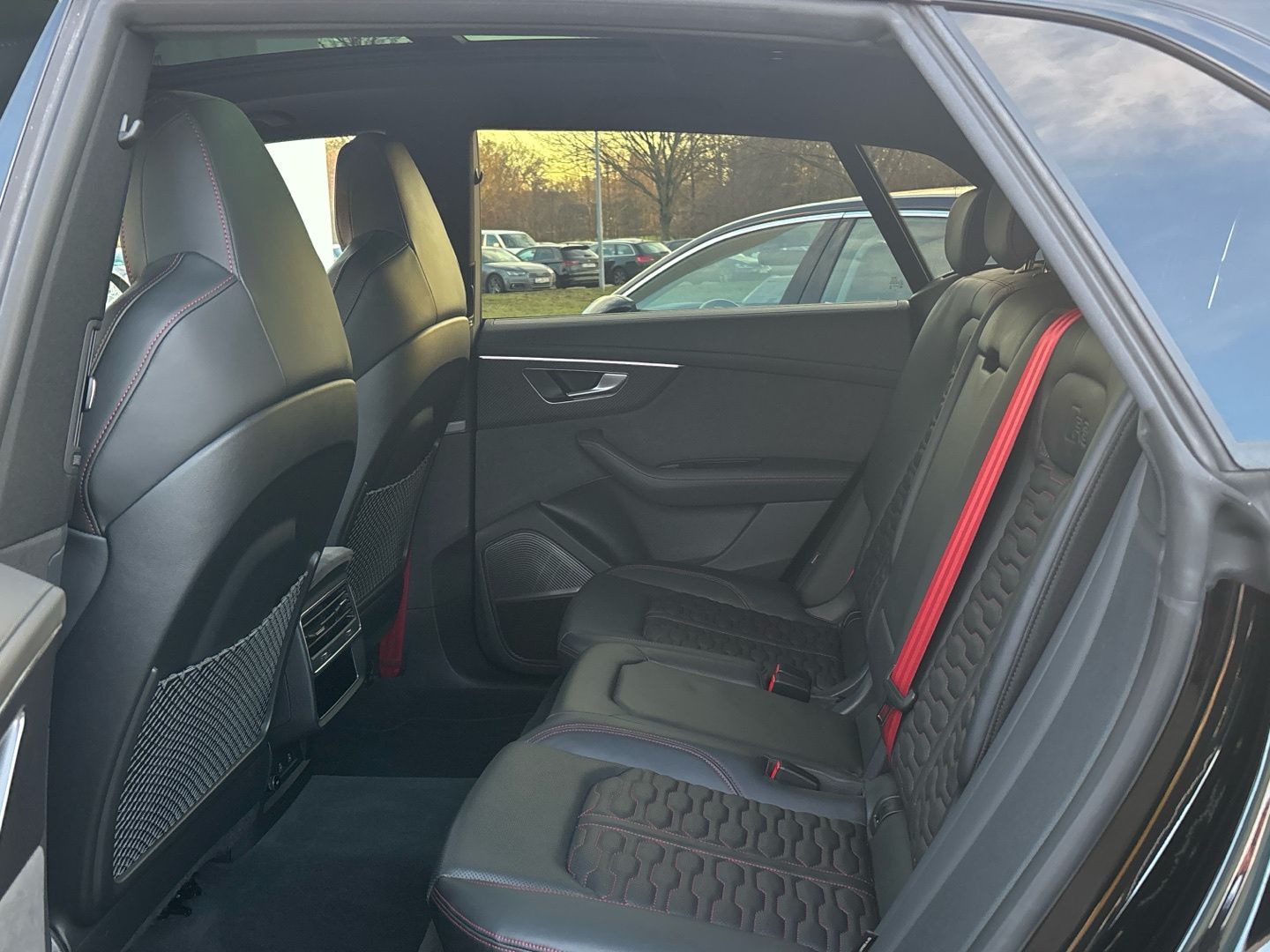 Audi RSQ8 4.0 TFSI quattro Matrix Panorama B&O AHK