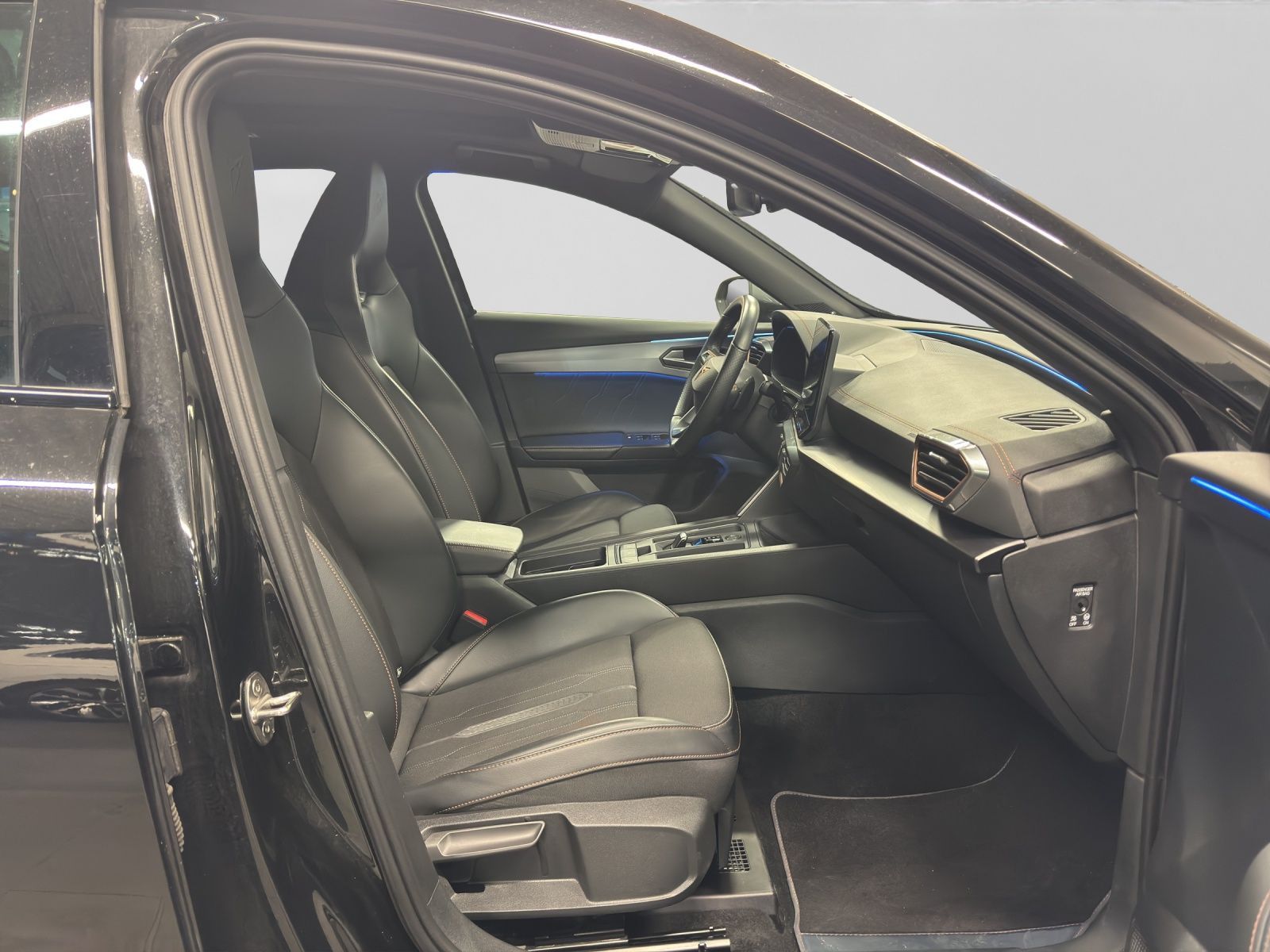 Cupra Formentor 2.0 TSI DSG VZ KAMERA PANO beats AHK