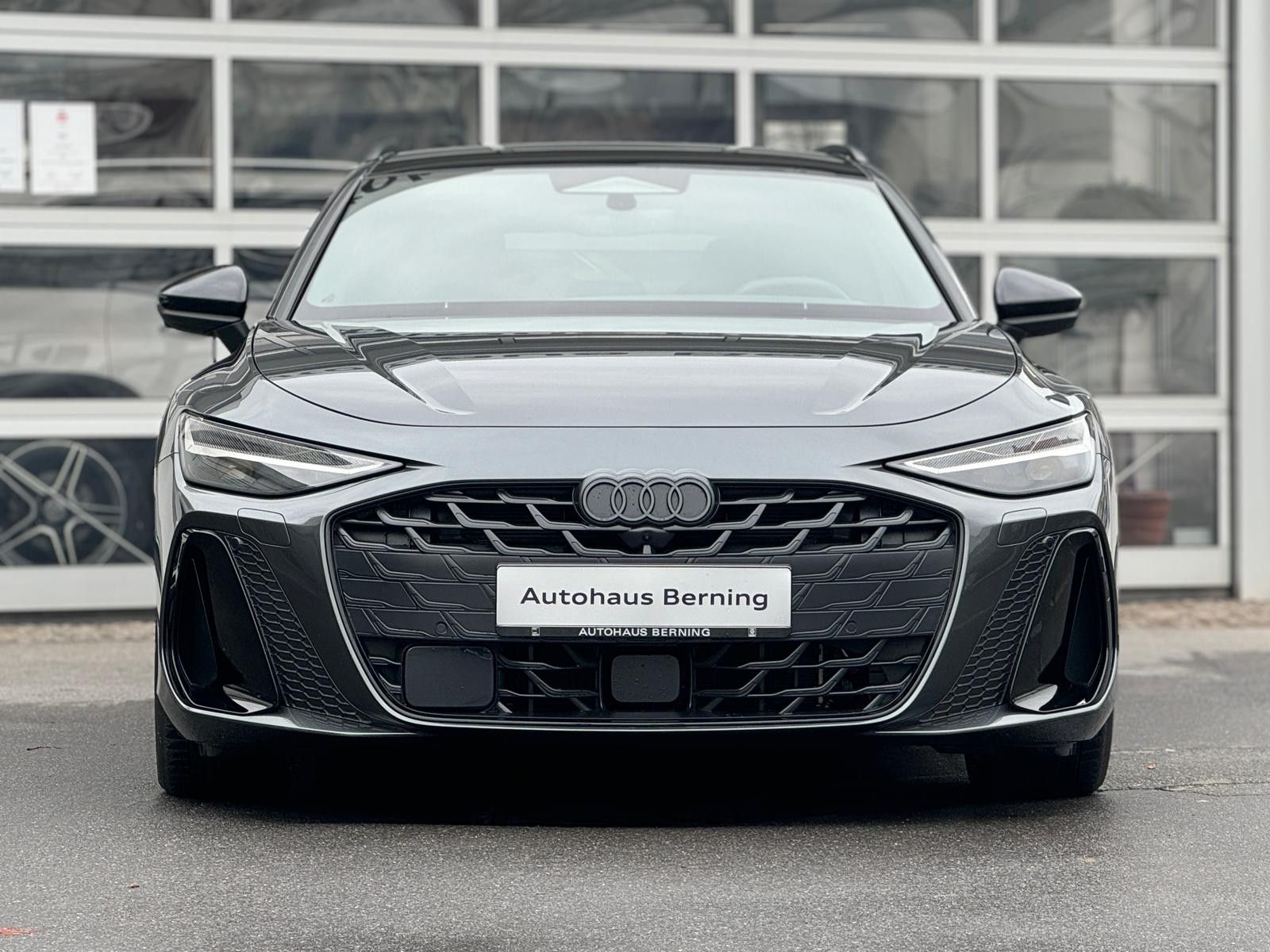 Audi A6 AVANT 2.0TDI 2x S LINE PANO 2xDISPLAY LEDER