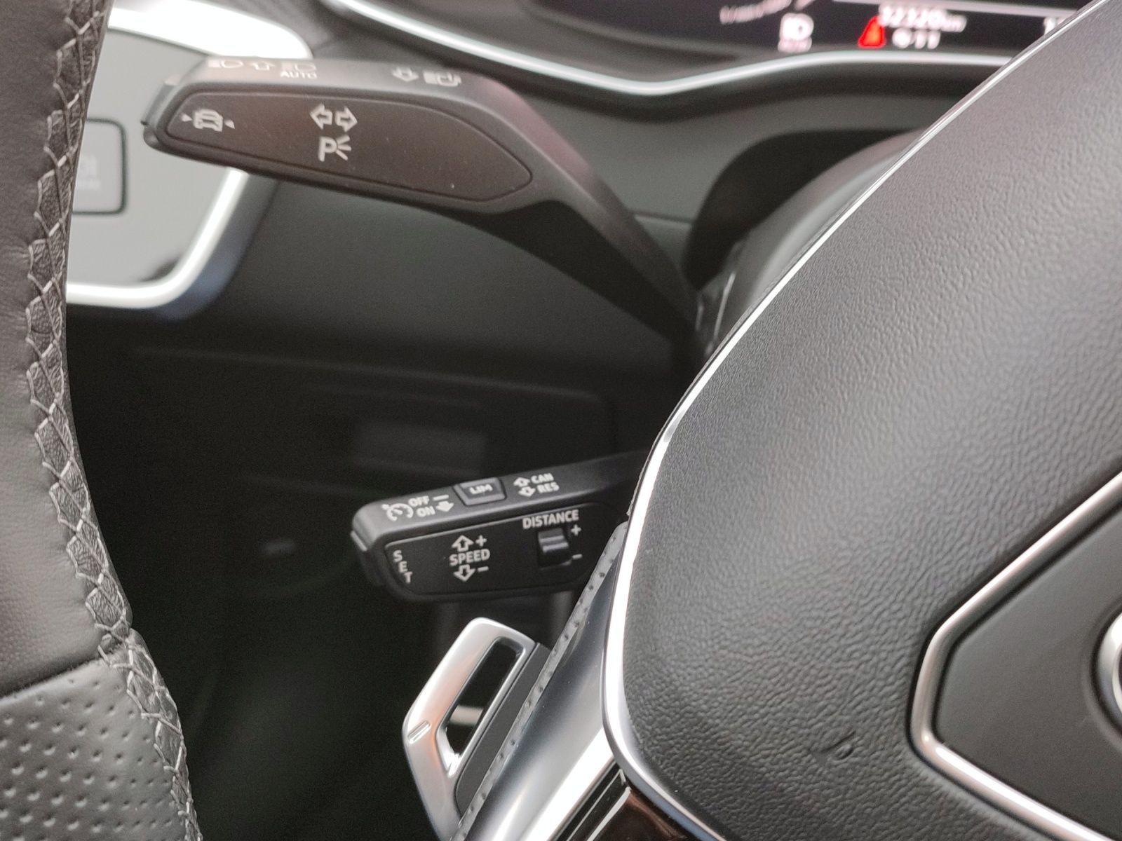 Audi RS 6 Avant performance 4.0 TFSI quattro*Navi*Mat