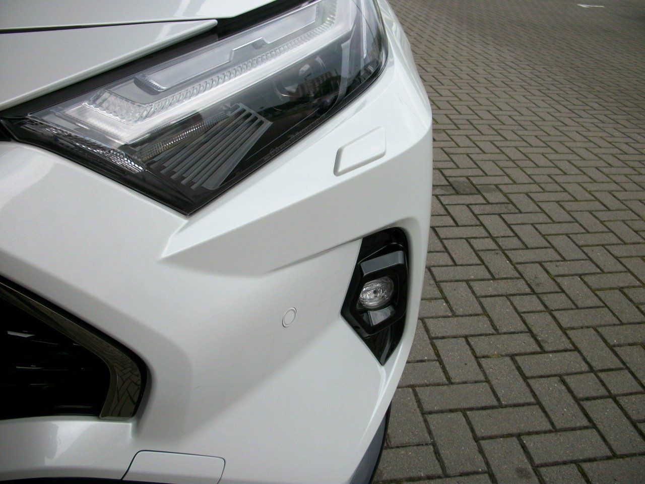 Toyota RAV 4 2,5-l Plug-In 4x4 Style