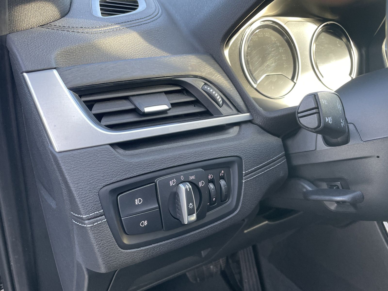 BMW X1 xDrive25e xLine - Samsaru's Car Outlet