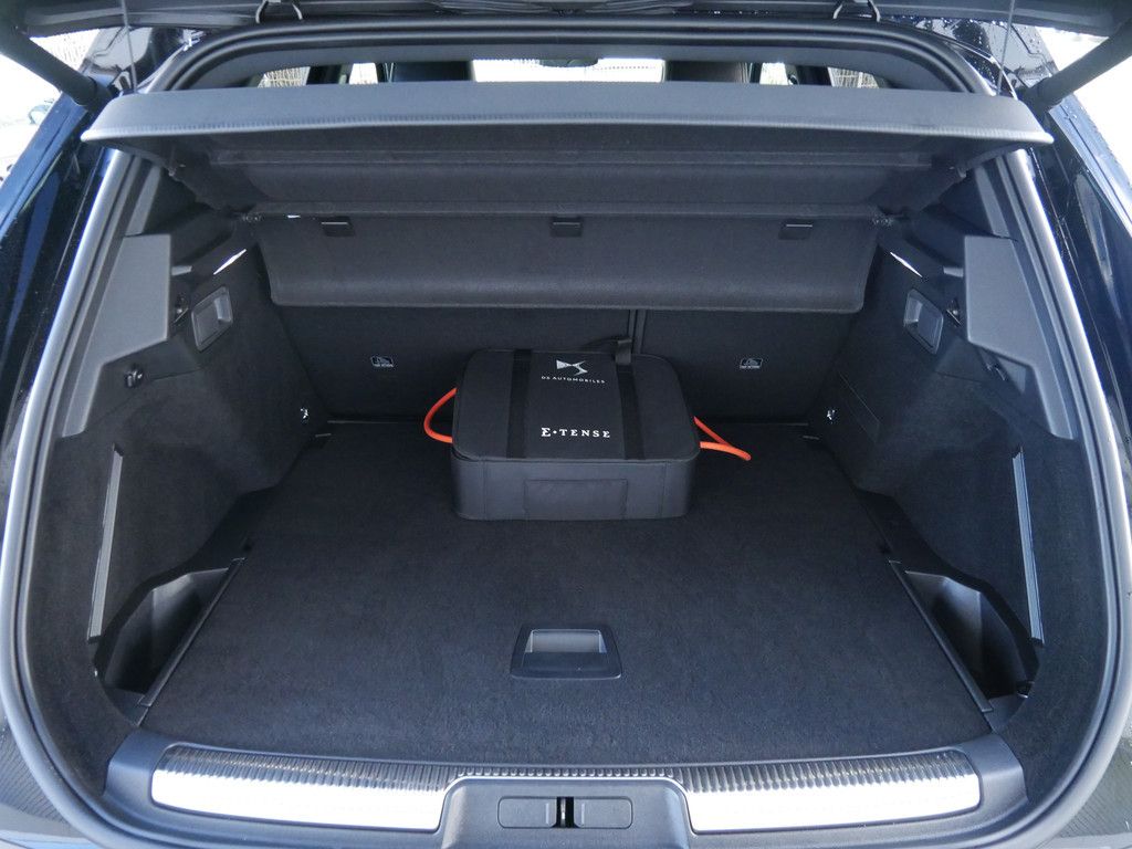 DS Automobiles DS 7 Crossback Rivoli E-Tense 225 AKTIVSITZE LED