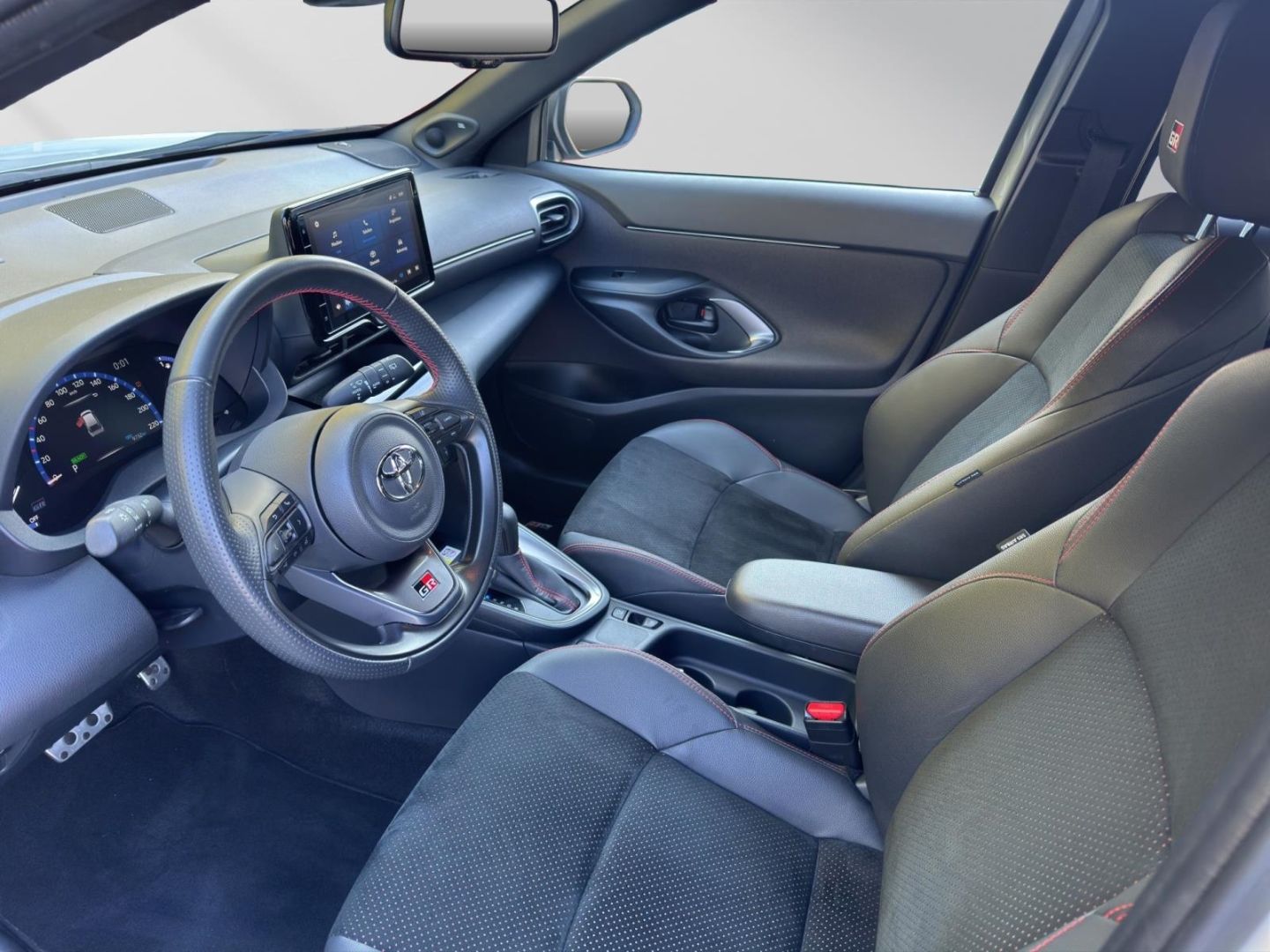 Toyota Yaris Cross 1.5 Hybrid GR Sport*LED*JBL*Head-UP*