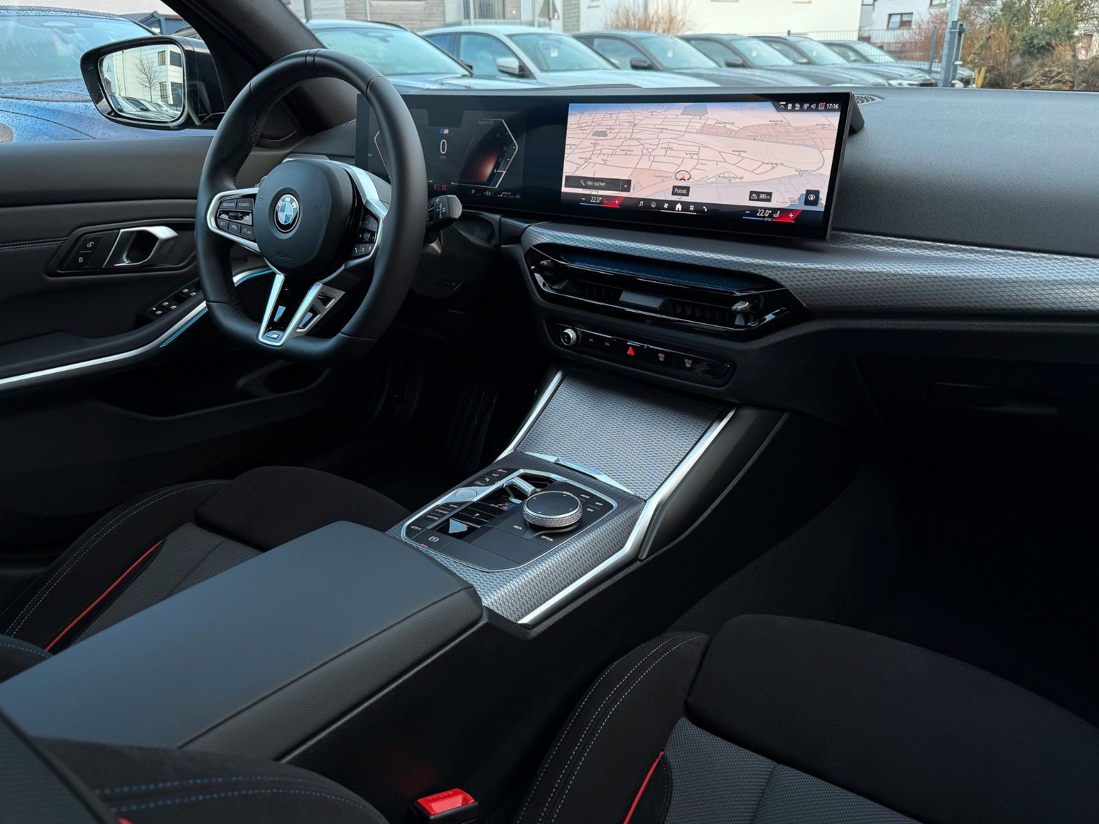 BMW 320i M Sport 18" HuD AHK Pano ACC 360° hifi LED+