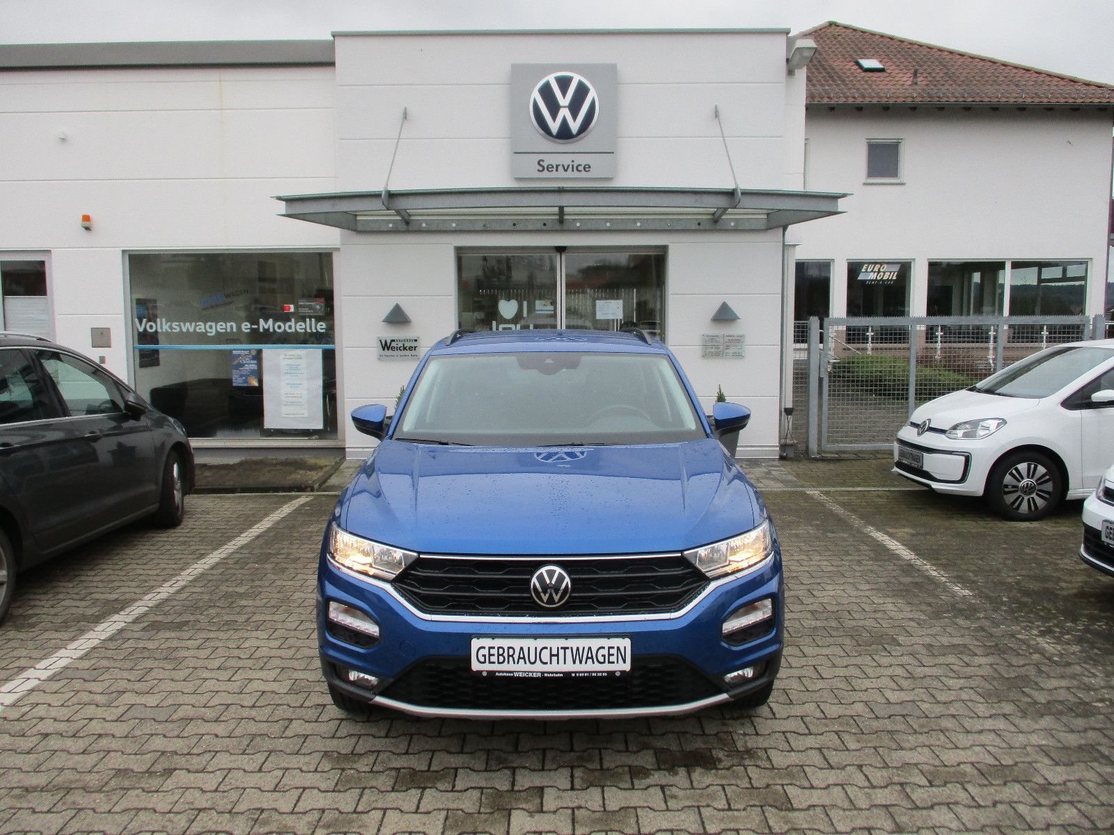 Volkswagen T-Roc Style DSG - Samsaru's Car Outlet