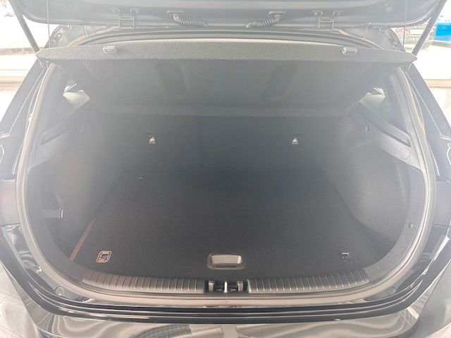 Kia Ceed 1.5 T Spirit - Samsaru's Car Outlet