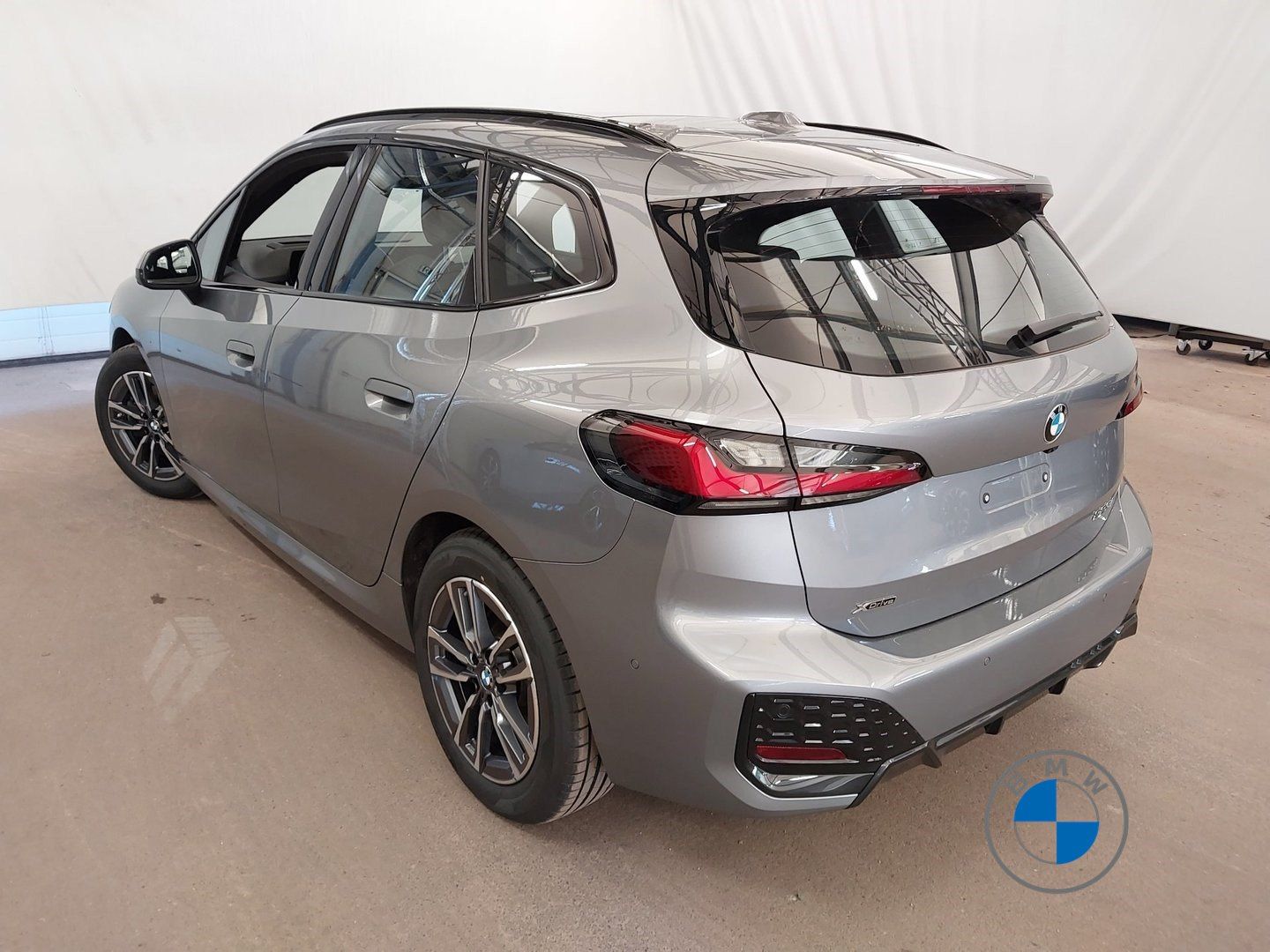 BMW 223i xDrive M Sport 17" AHK Pano H/K