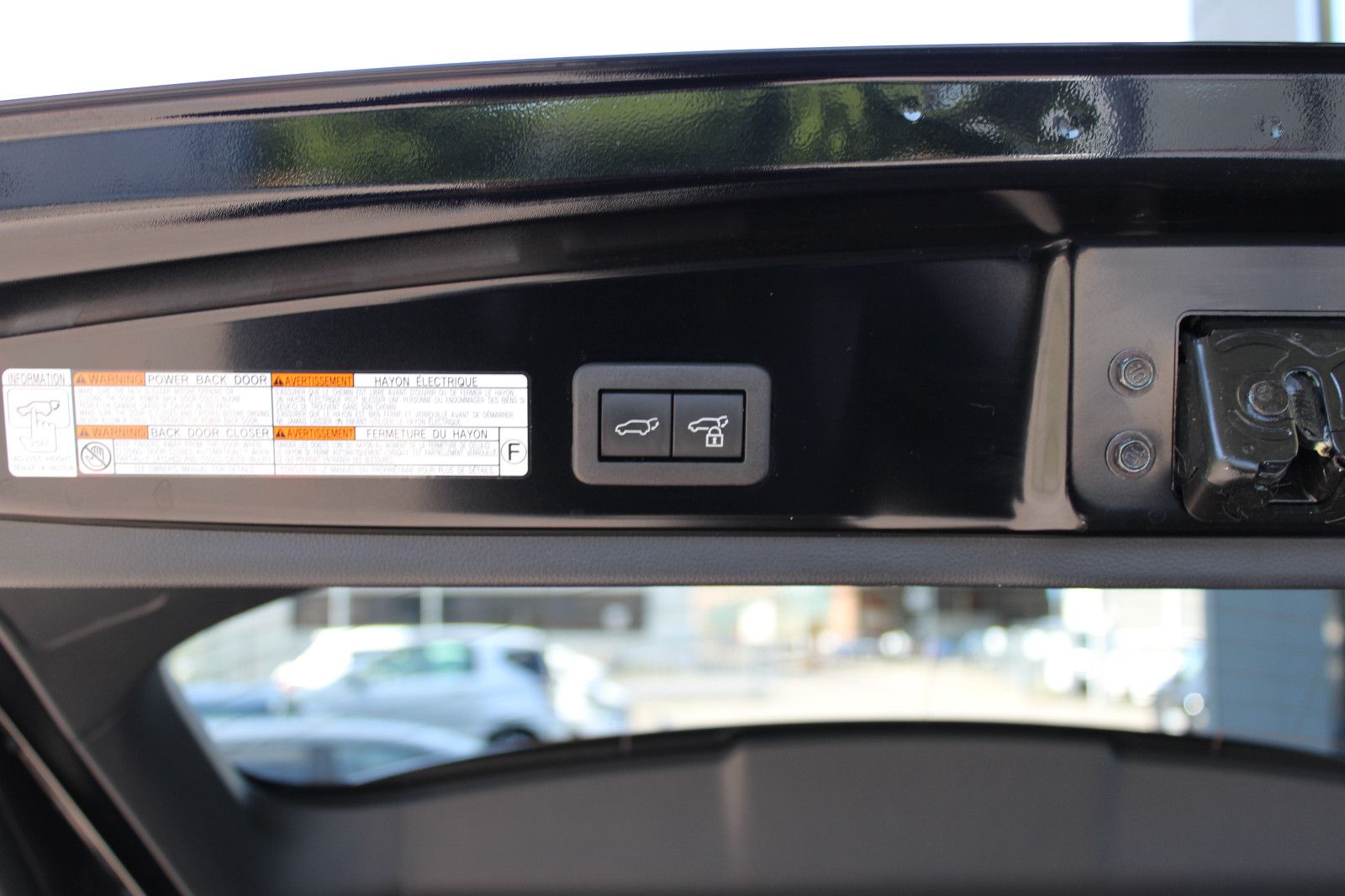 Toyota Corolla Cross 2.0 Hybrid AWD - Samsaru's Car Outlet