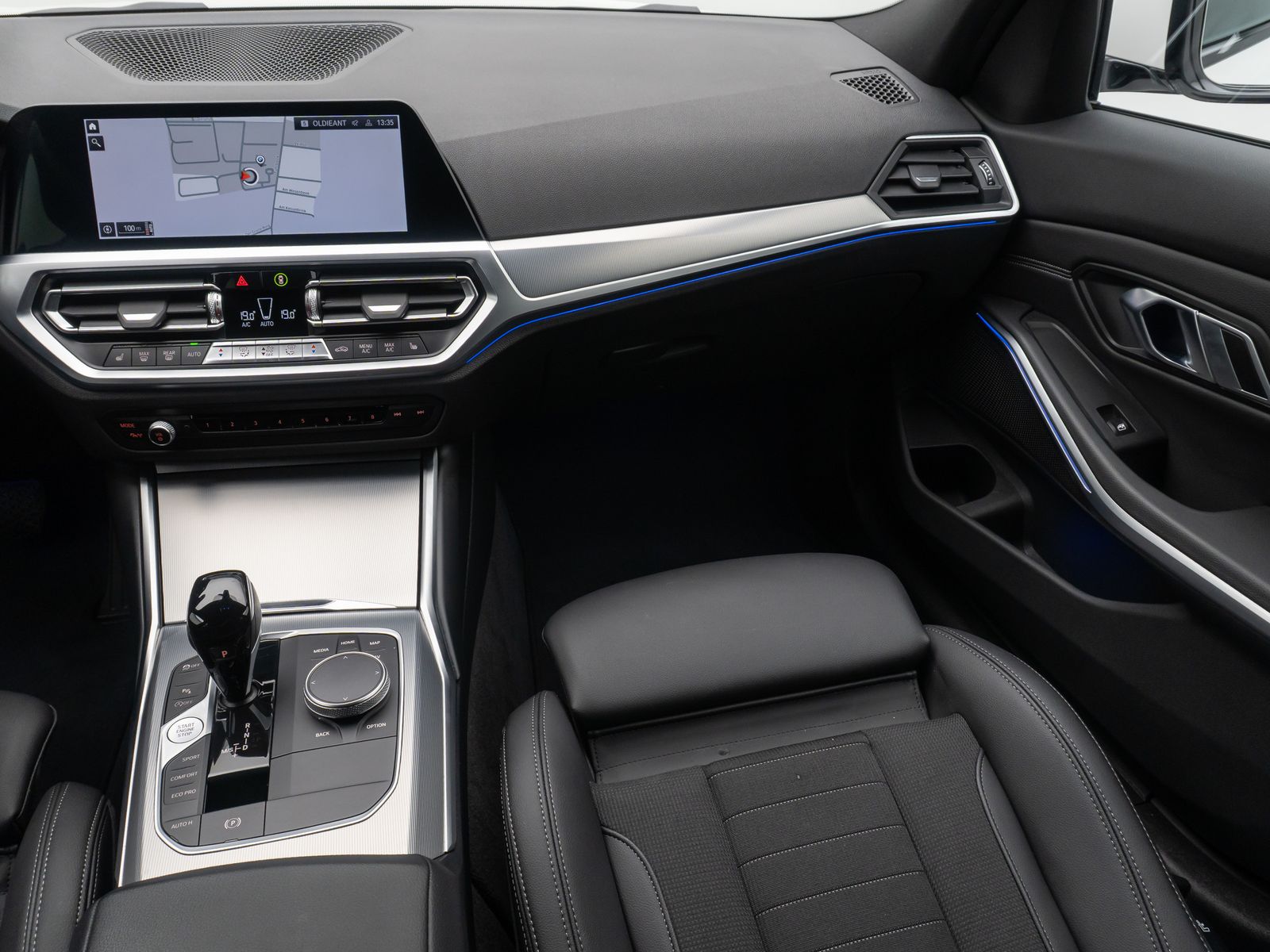 BMW 330i Sport Line - Samsaru's Car Outlet