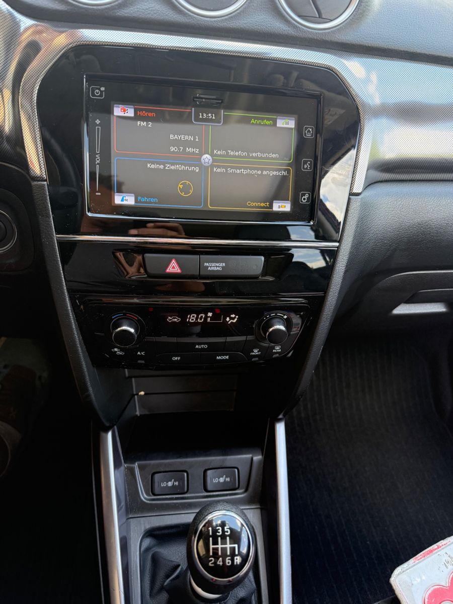 Suzuki Vitara 1.4 Mild-Hybrid Comfort+ - Samsaru's Car Outlet