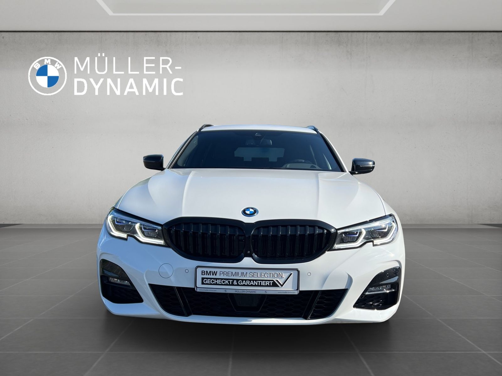BMW 330e xDrive M Sport - Samsaru's Car Outlet