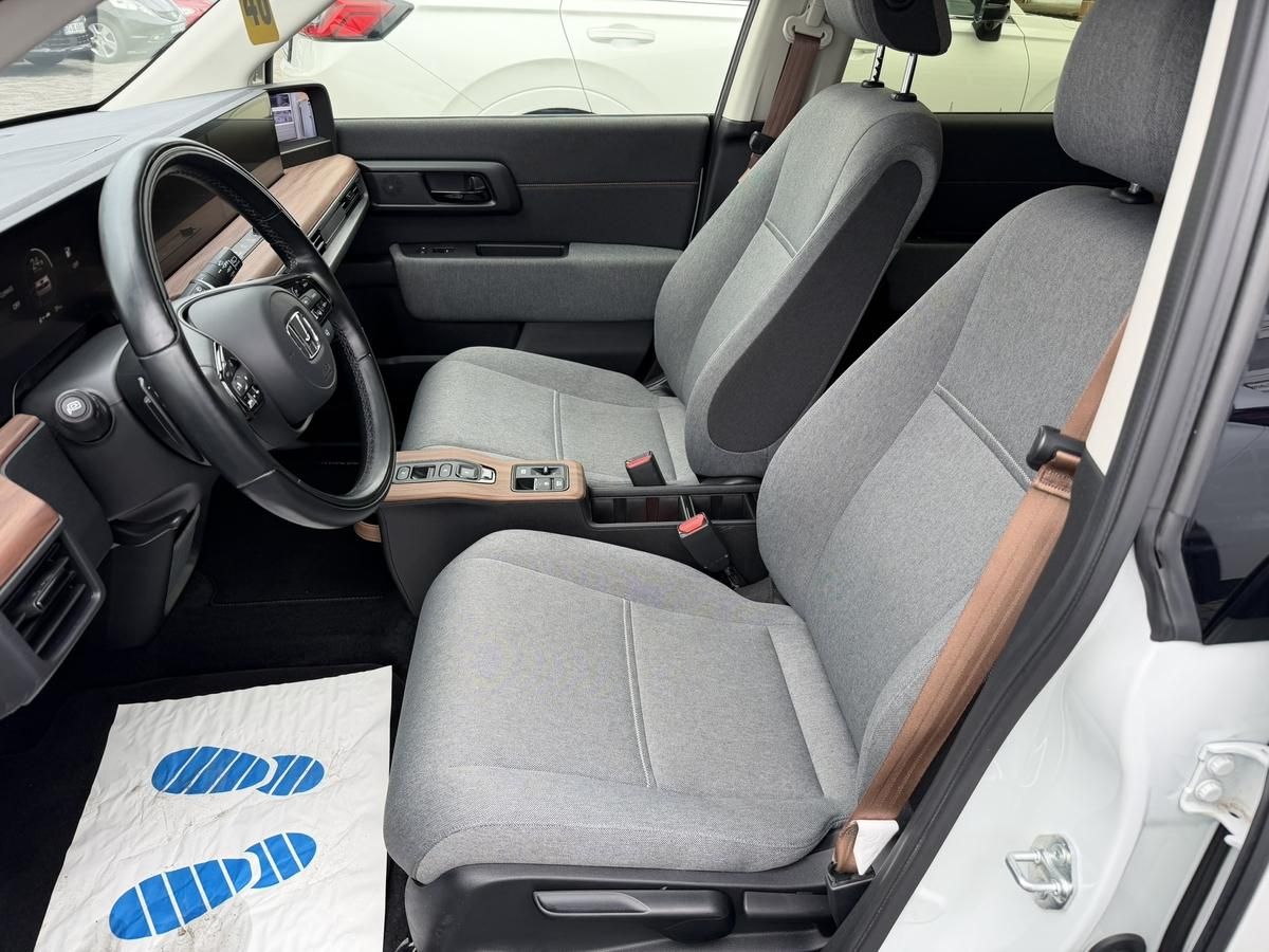 Honda e Advance 17"