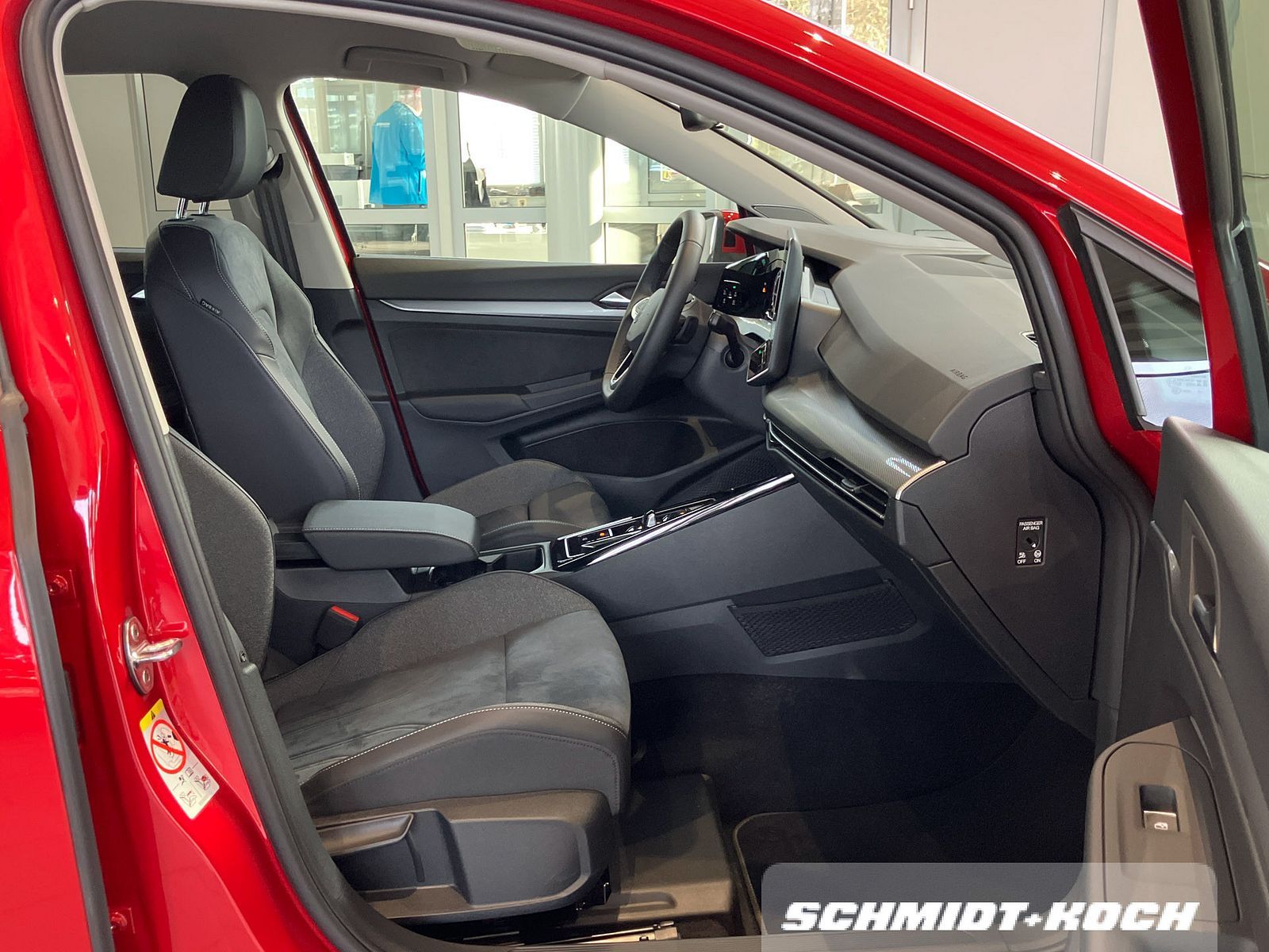 Volkswagen Golf VIII 1.5 eTSI DSG Style LED-Scheinw. Navi
