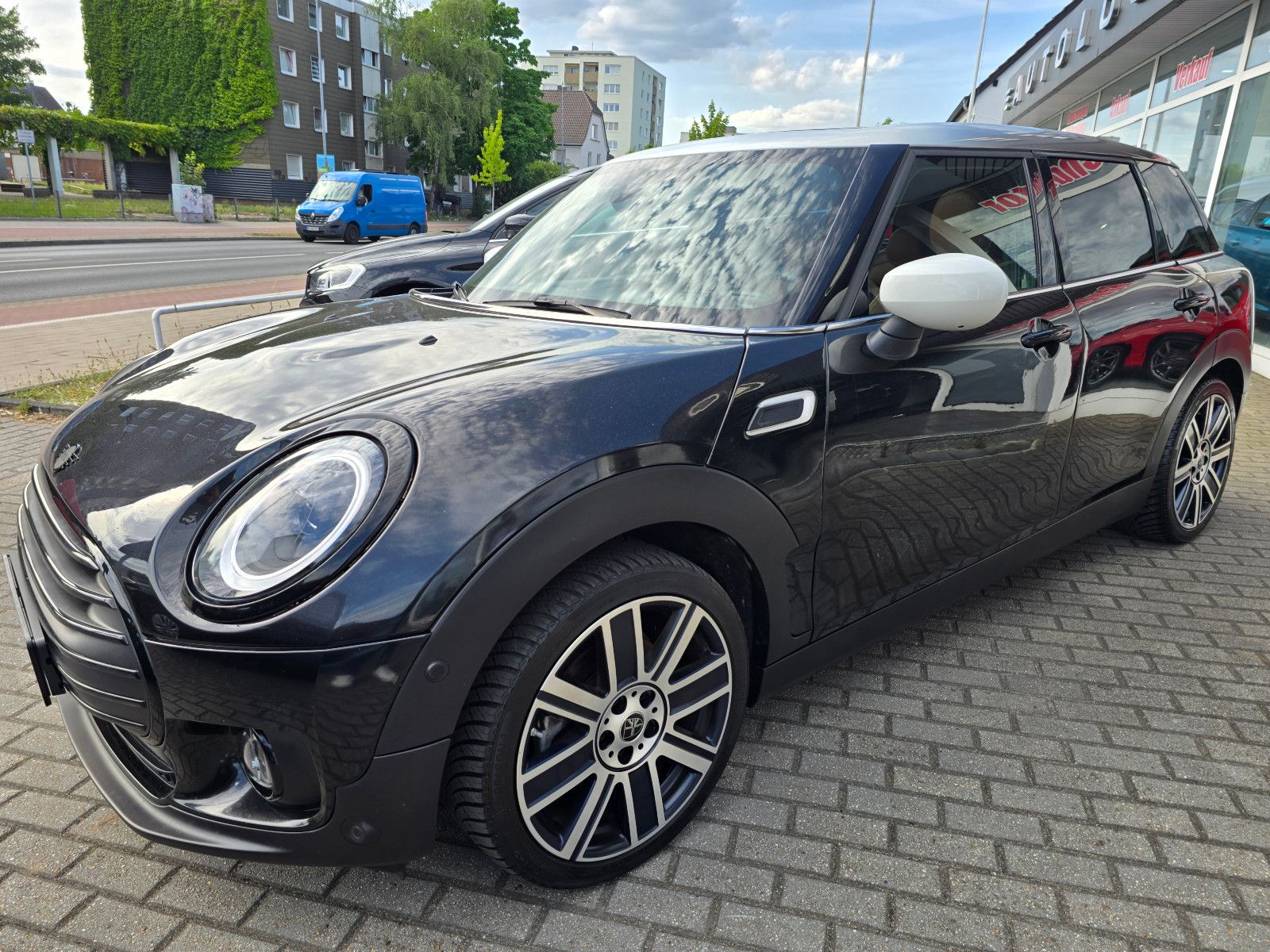MINI COOPER Clubman MINI Yours - Samsaru's Car Outlet