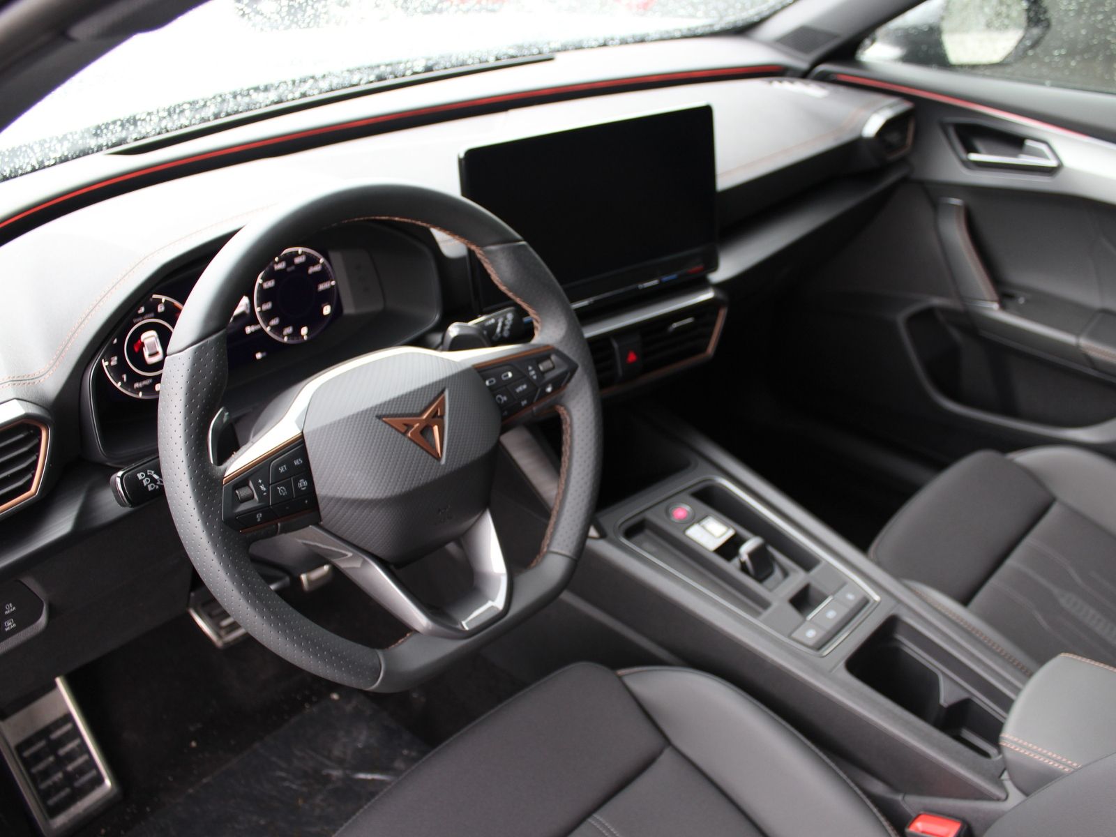 Cupra Formentor VZ 2.0 TSI DSG - Samsaru's Car Outlet